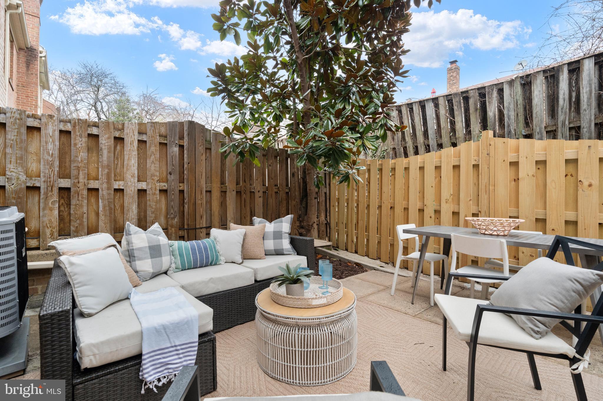 FEDERAL HILL - Residential