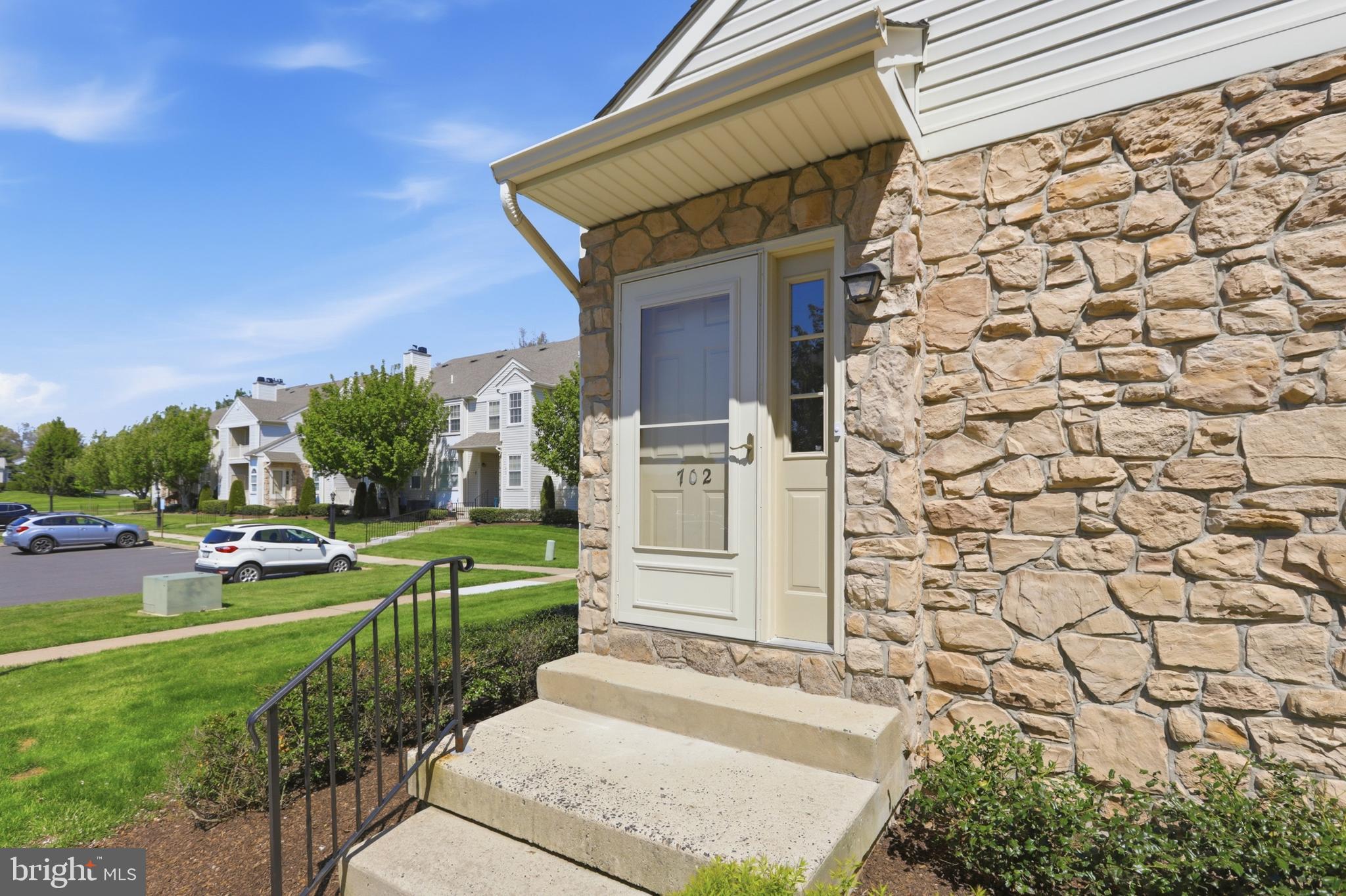WILLOW STREAM - Residential