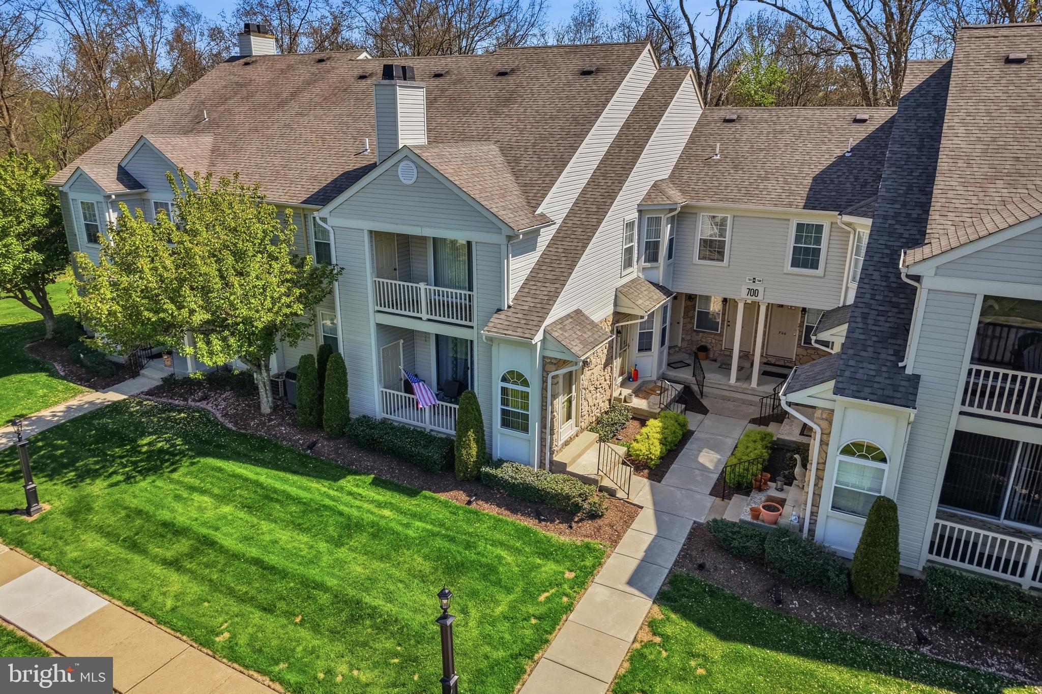 WILLOW STREAM - Residential