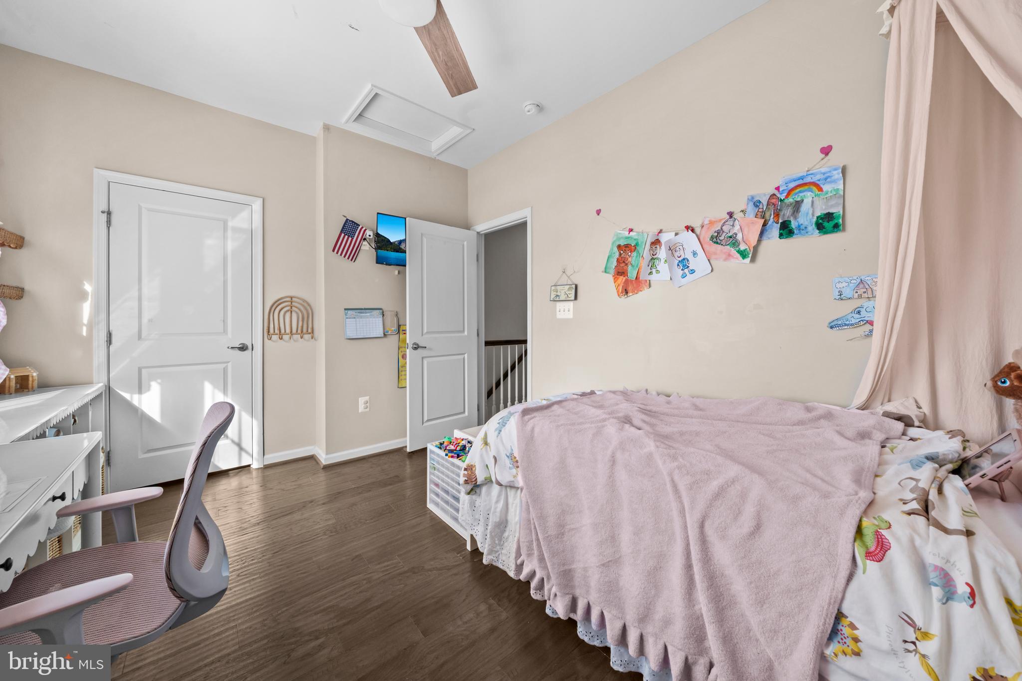 FEATHERSTONE STATION CONDOMINIUMS - Residential