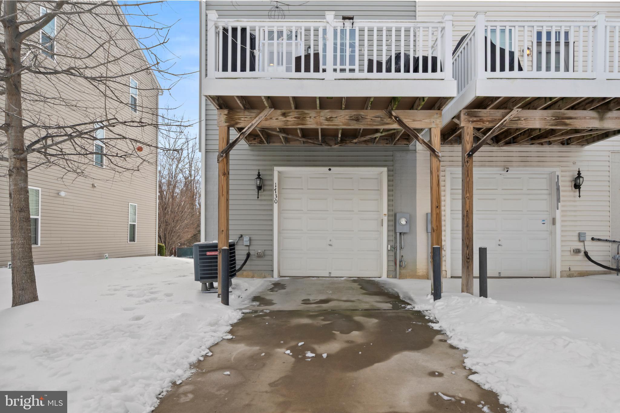 FEATHERSTONE STATION CONDOMINIUMS - Residential