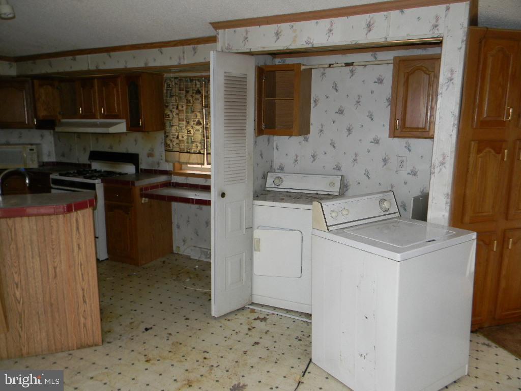 PLEASANT HILL - Residential