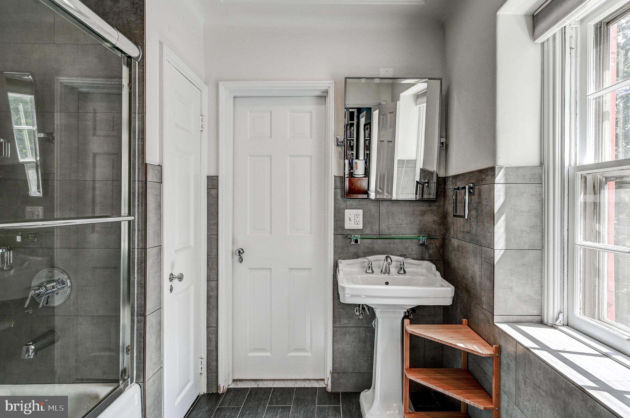 HOMELAND HISTORIC DISTRICT - Residential