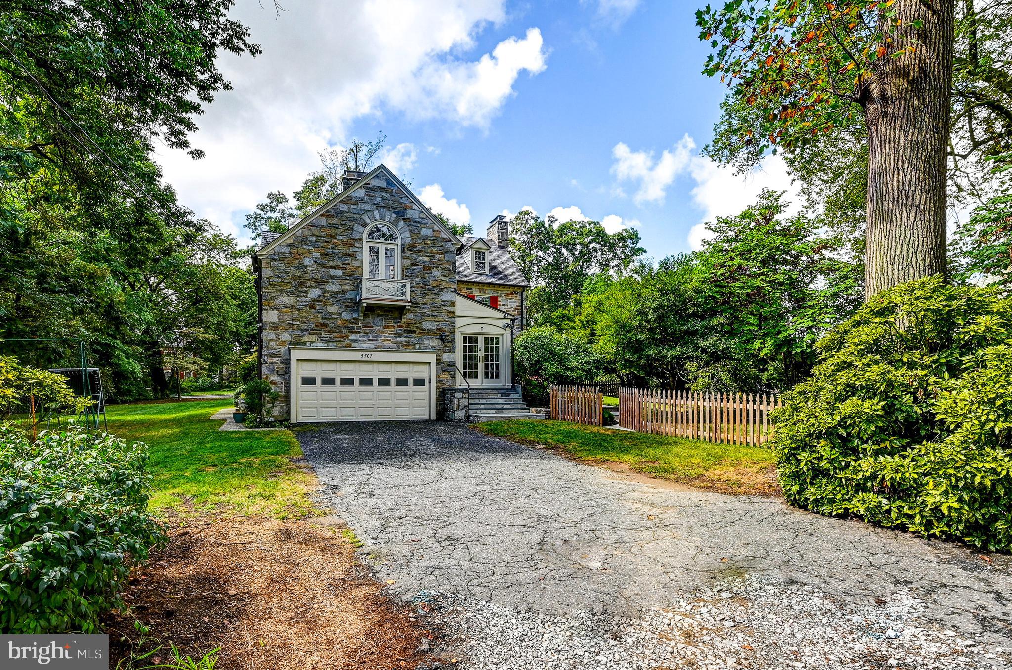 HOMELAND HISTORIC DISTRICT - Residential