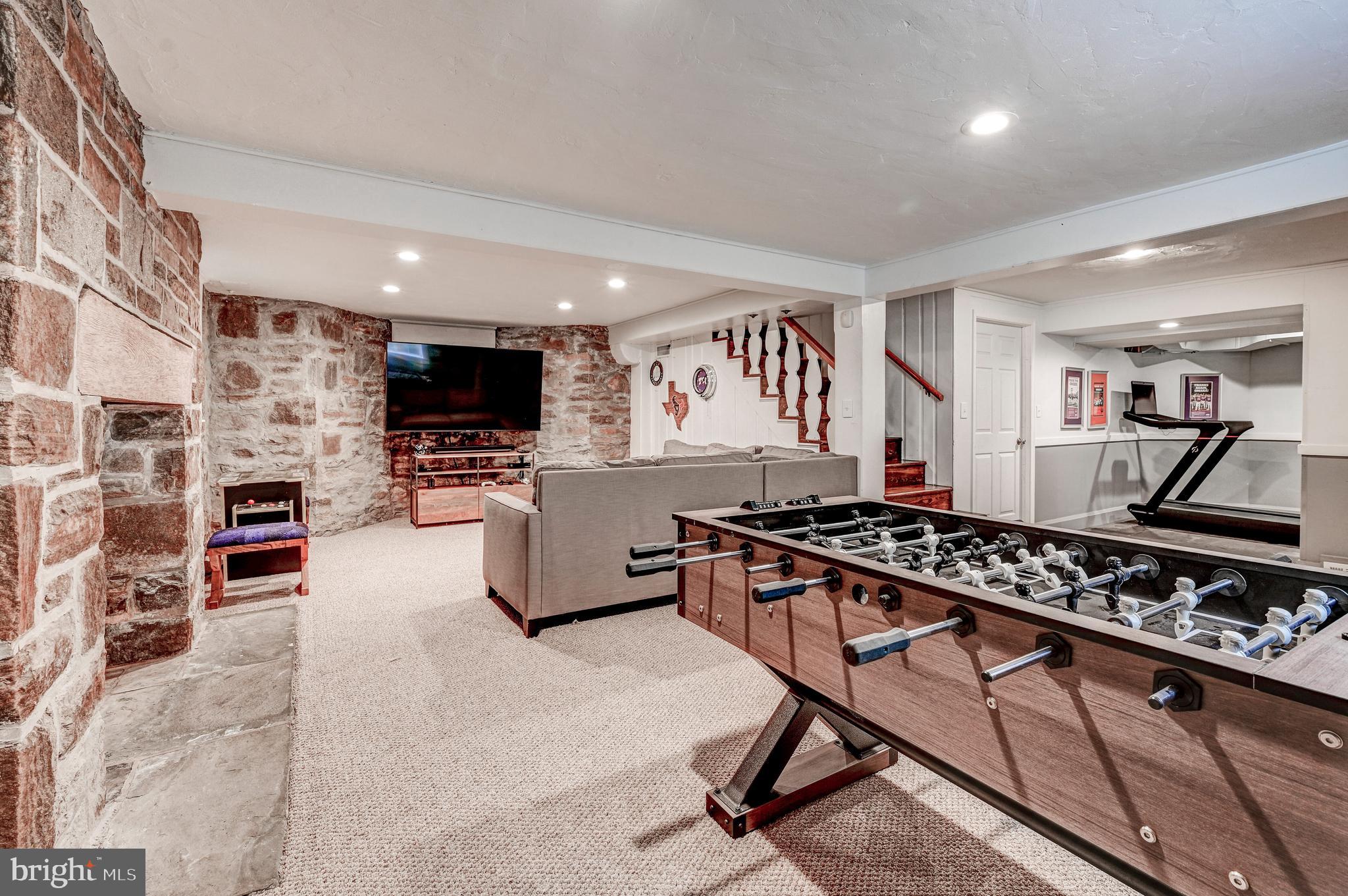 HOMELAND HISTORIC DISTRICT - Residential