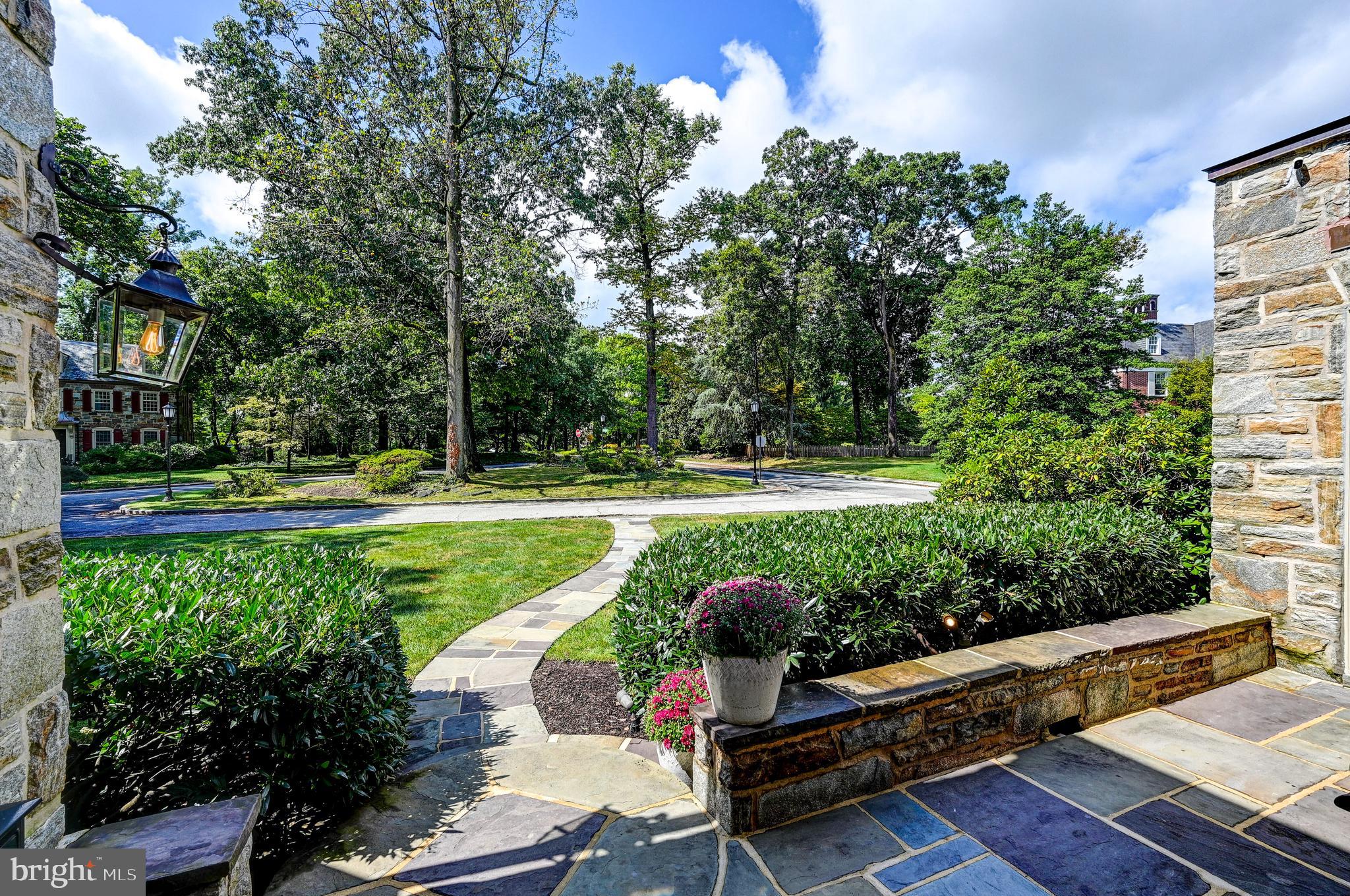 HOMELAND HISTORIC DISTRICT - Residential