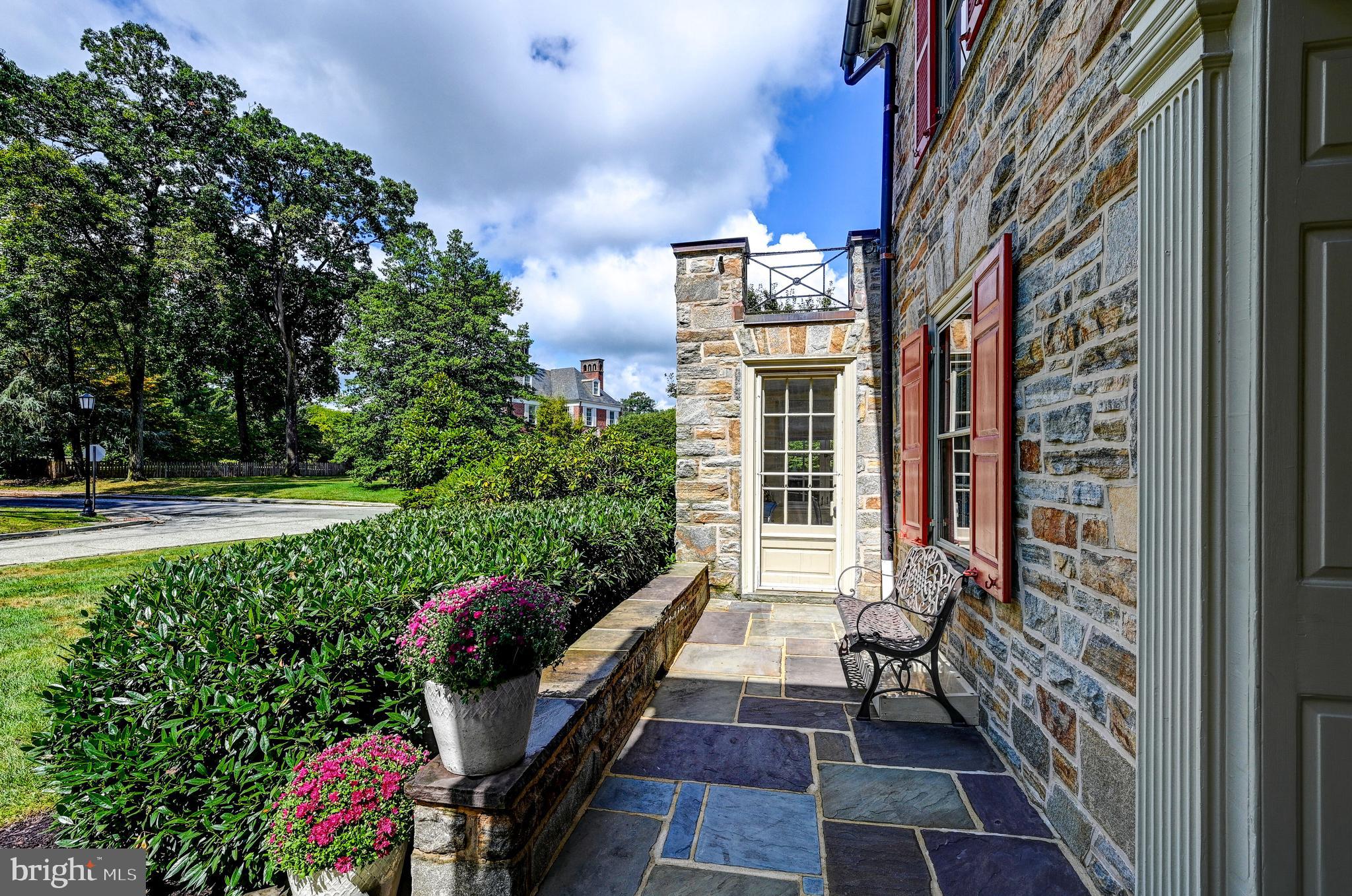 HOMELAND HISTORIC DISTRICT - Residential