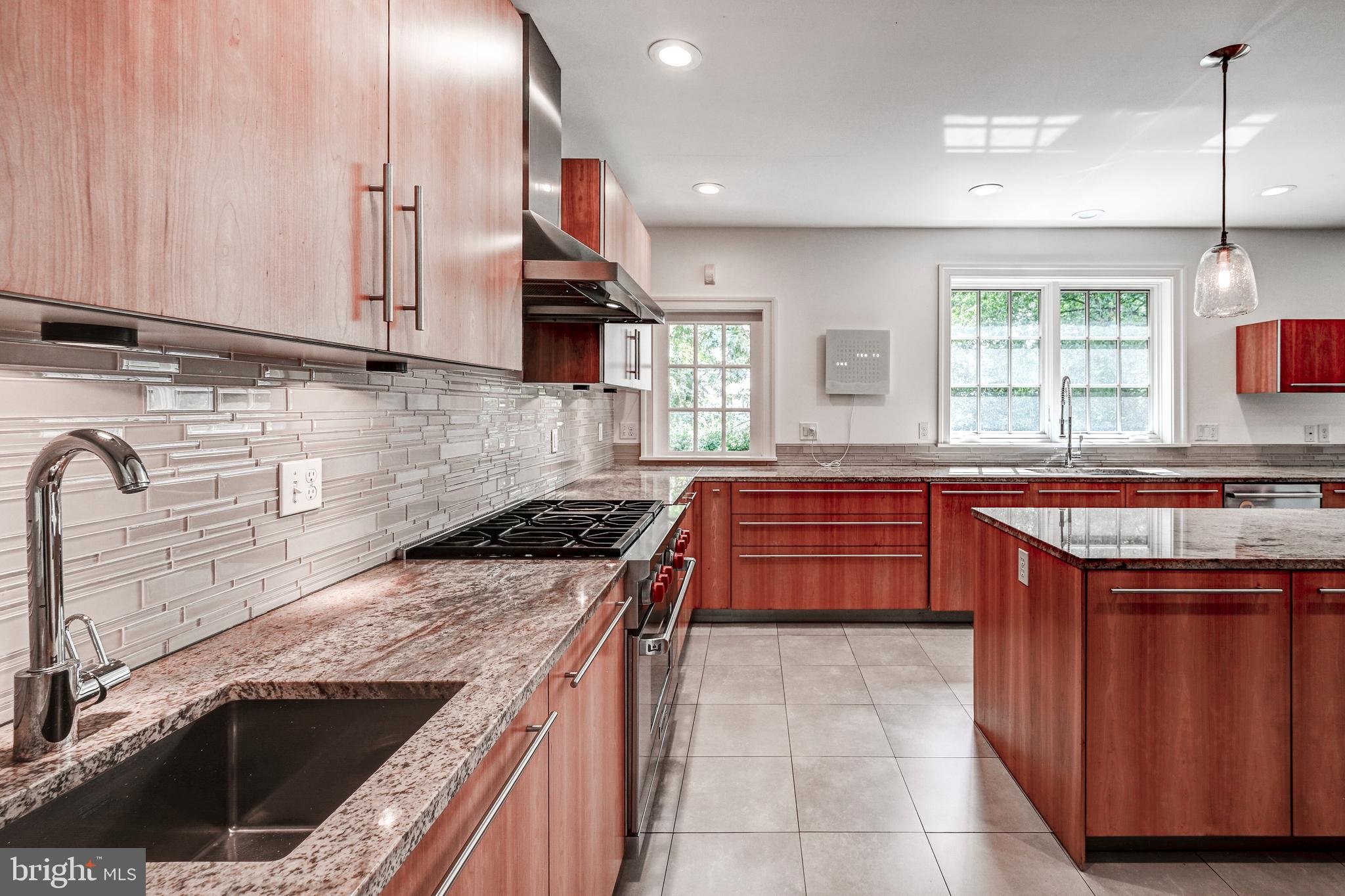 HOMELAND HISTORIC DISTRICT - Residential