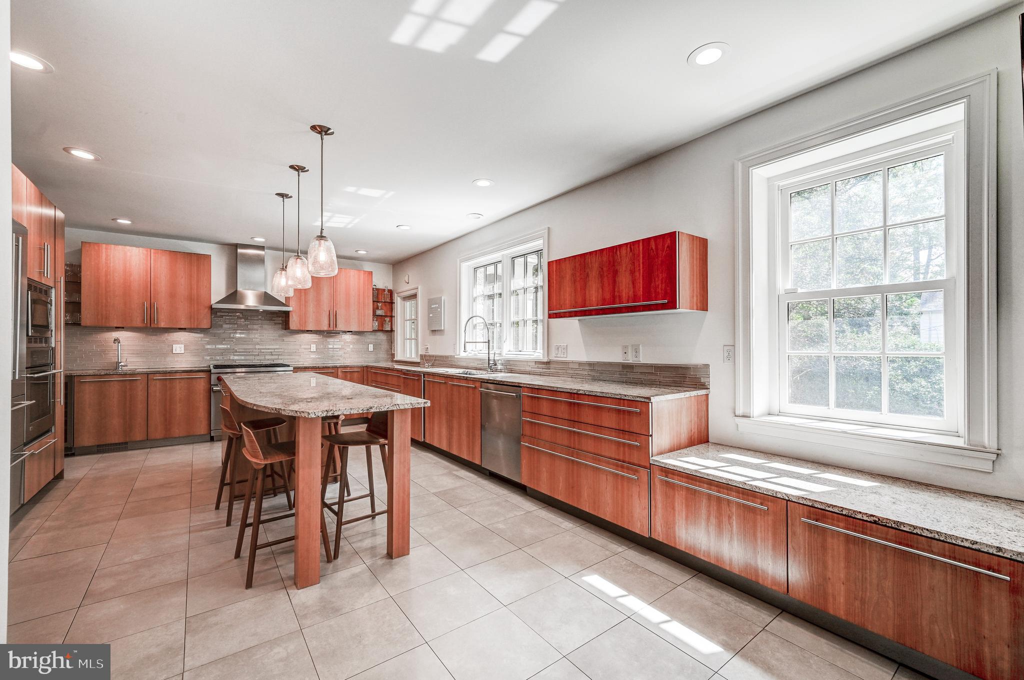 HOMELAND HISTORIC DISTRICT - Residential