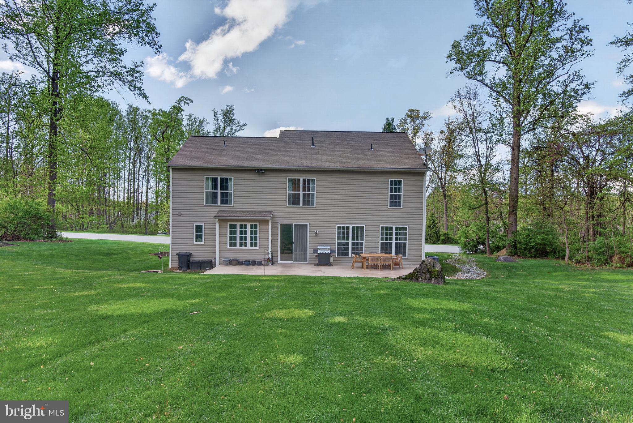 BISHOP WOODS - Residential