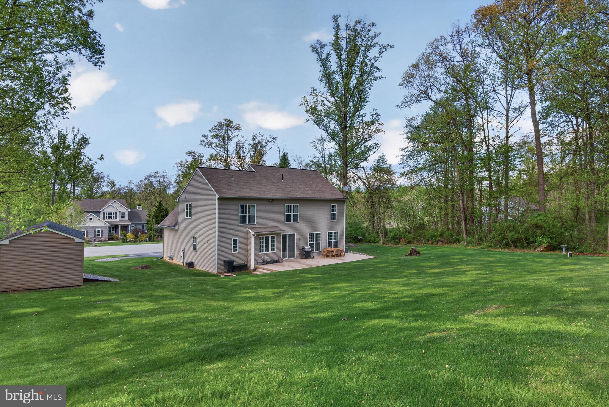 BISHOP WOODS - Residential