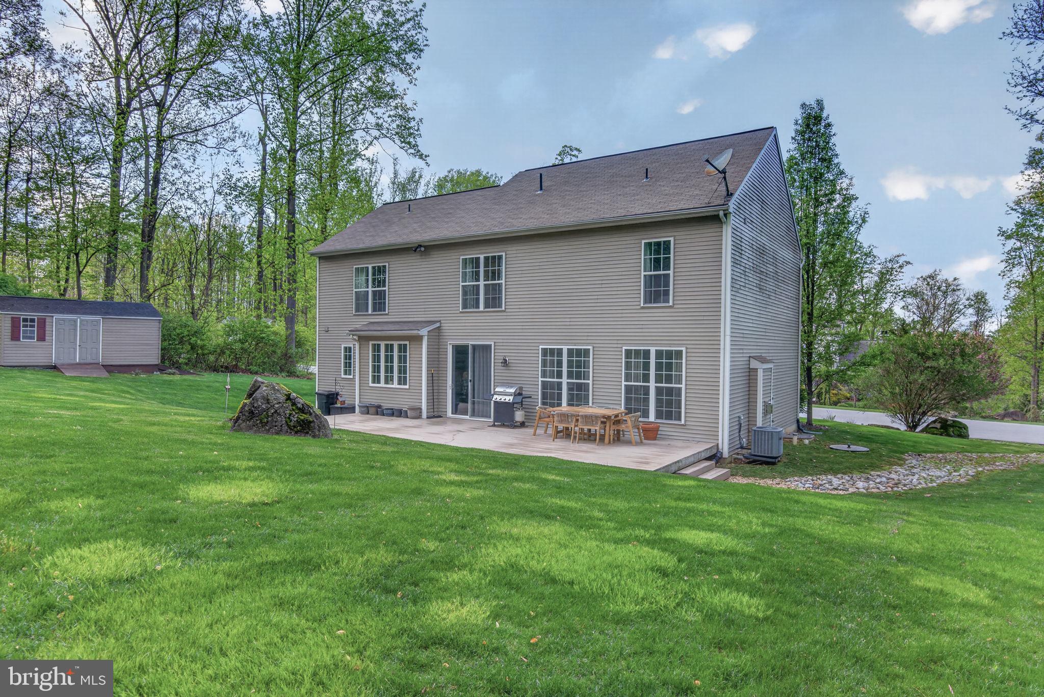 BISHOP WOODS - Residential