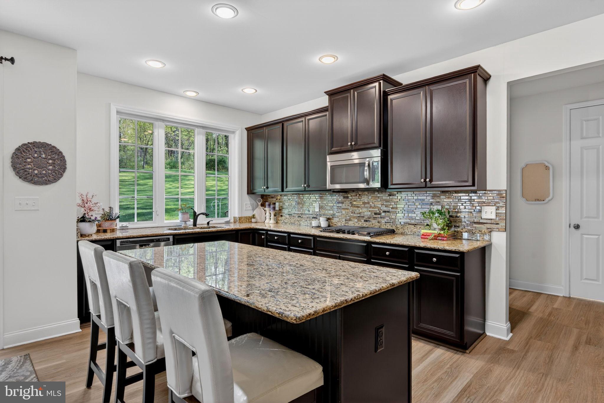 BISHOP WOODS - Residential