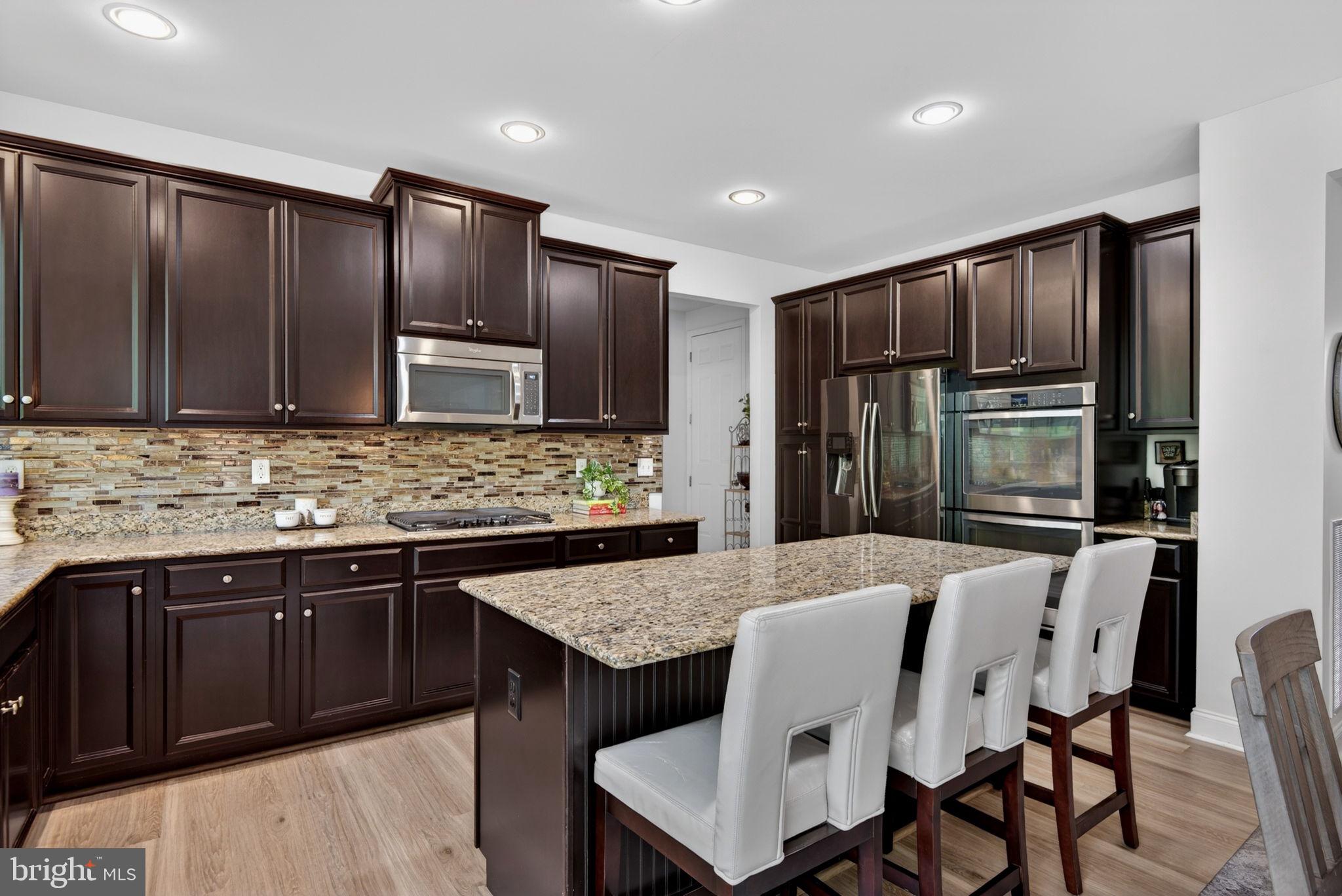 BISHOP WOODS - Residential