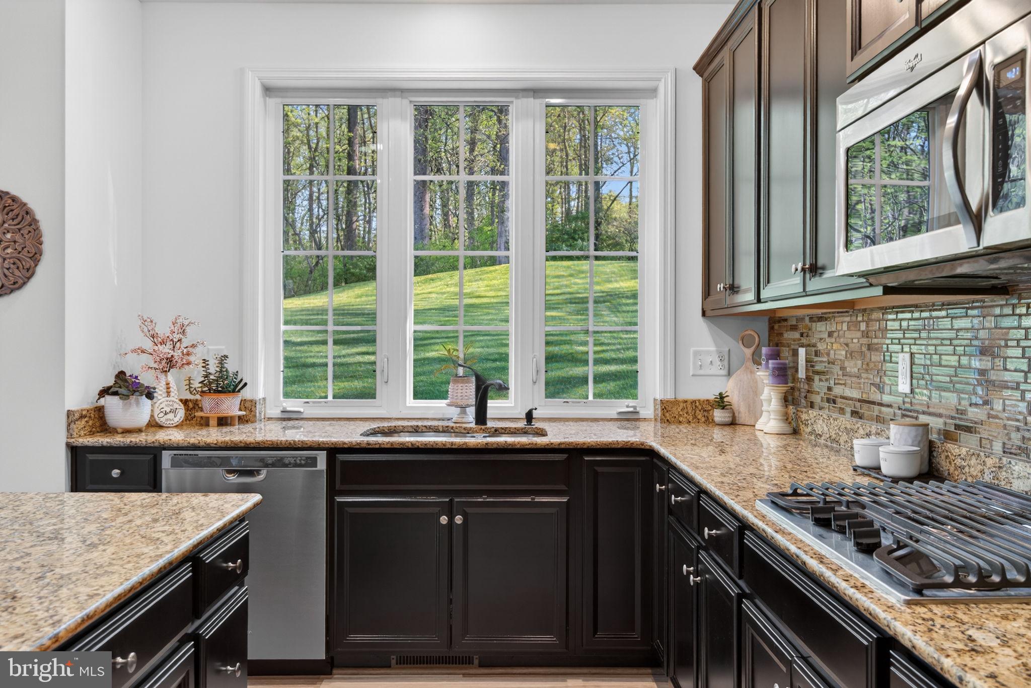 BISHOP WOODS - Residential