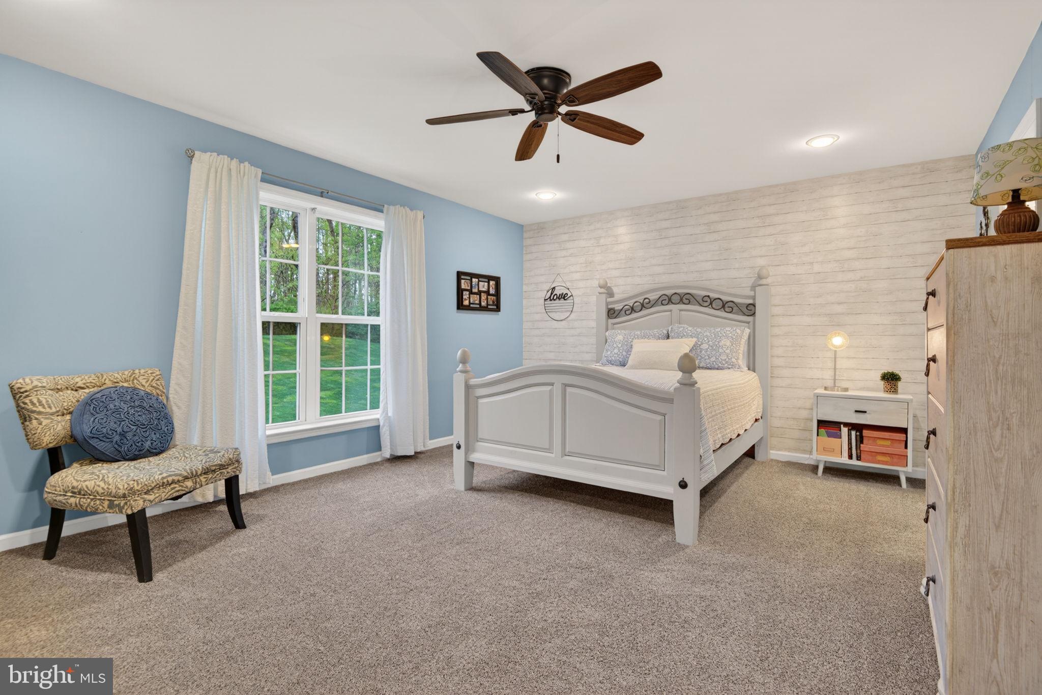 BISHOP WOODS - Residential