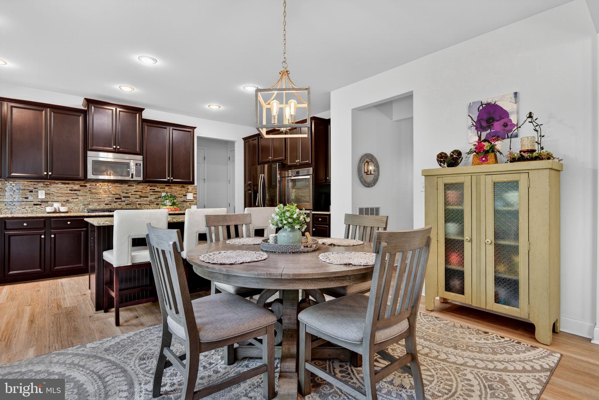 BISHOP WOODS - Residential