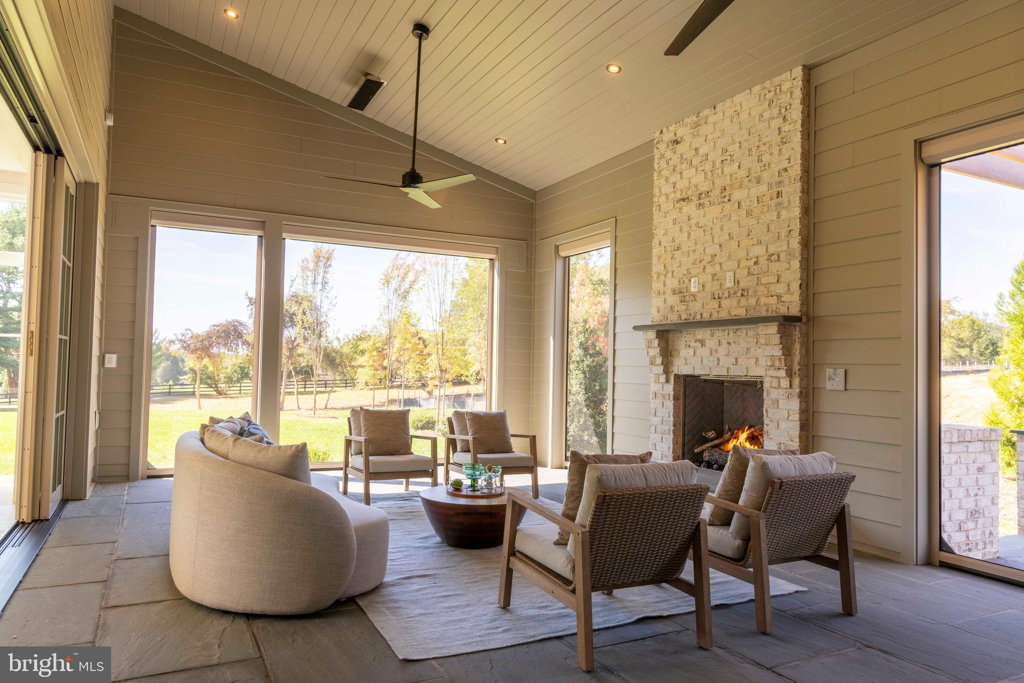 GEORGETOWN PIKE - Residential