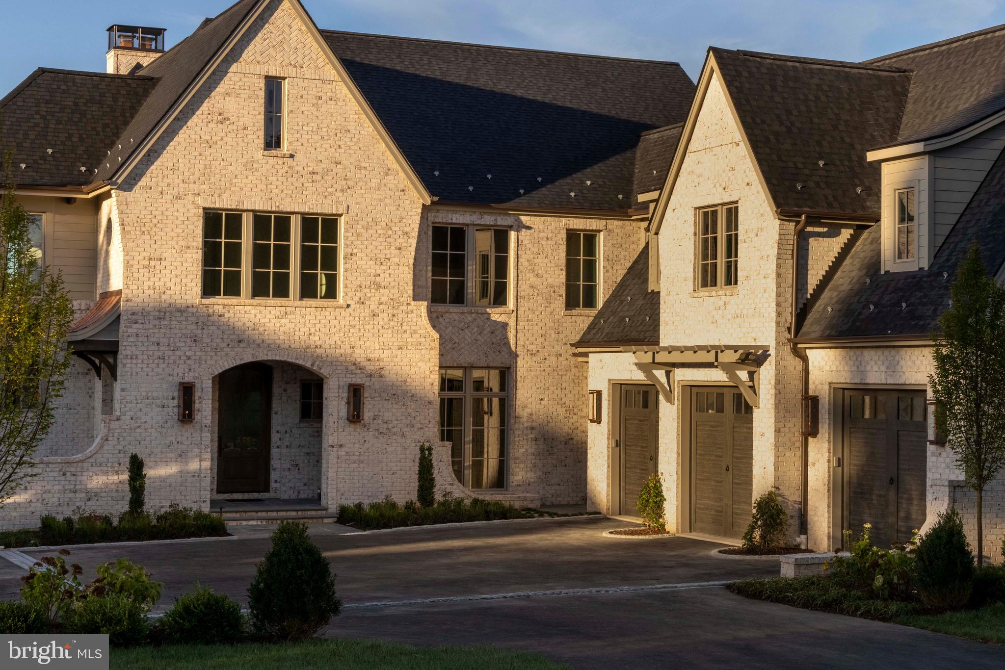 GEORGETOWN PIKE - Residential