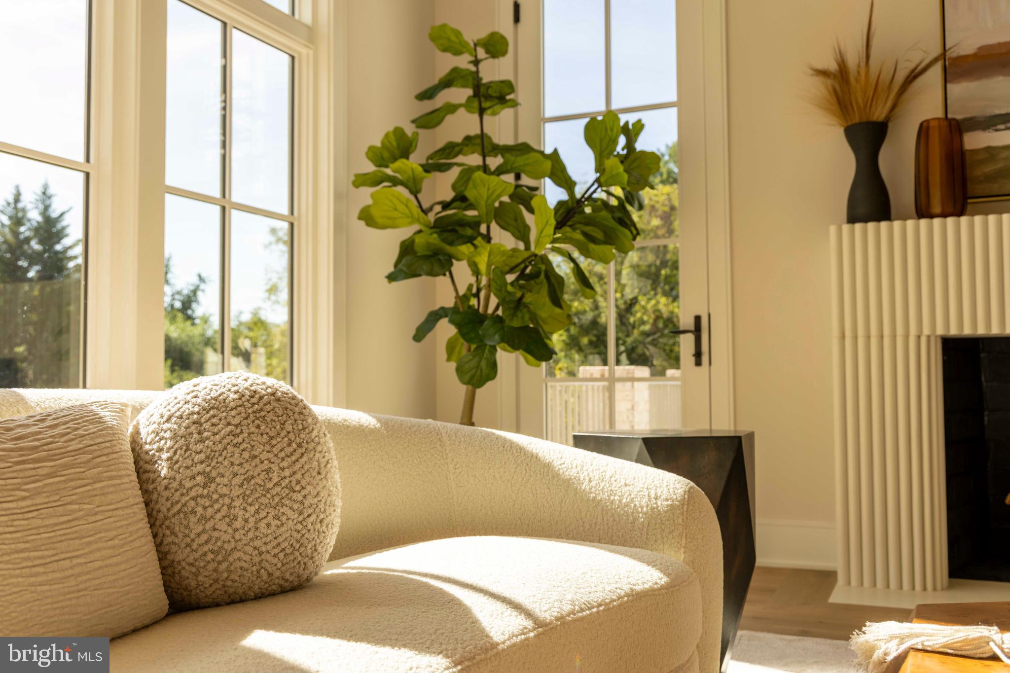 GEORGETOWN PIKE - Residential