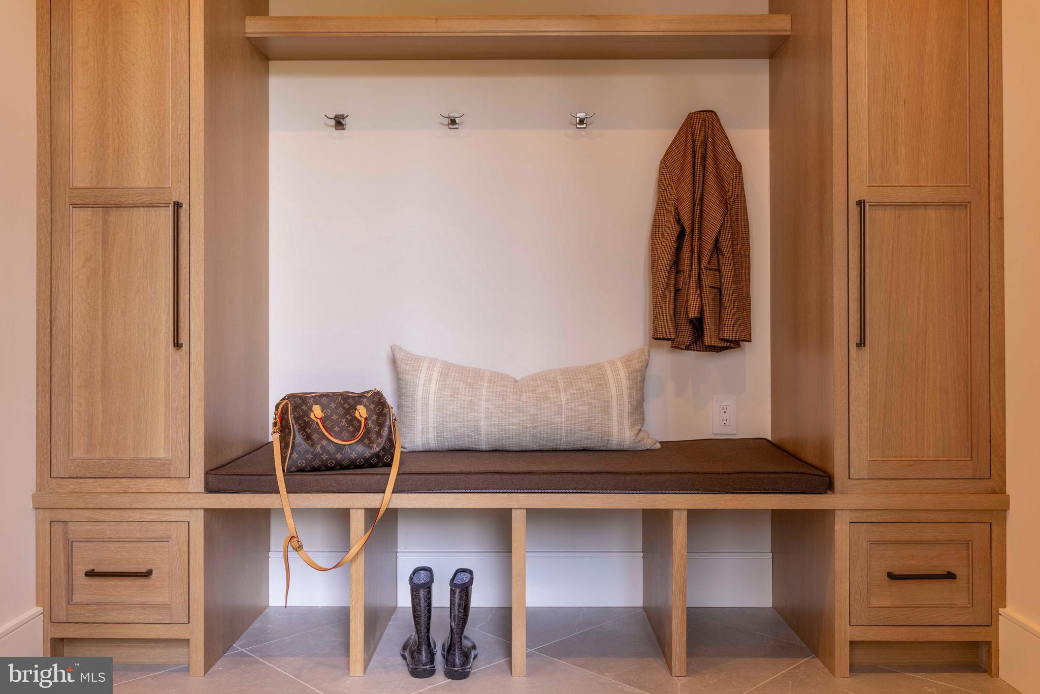 GEORGETOWN PIKE - Residential