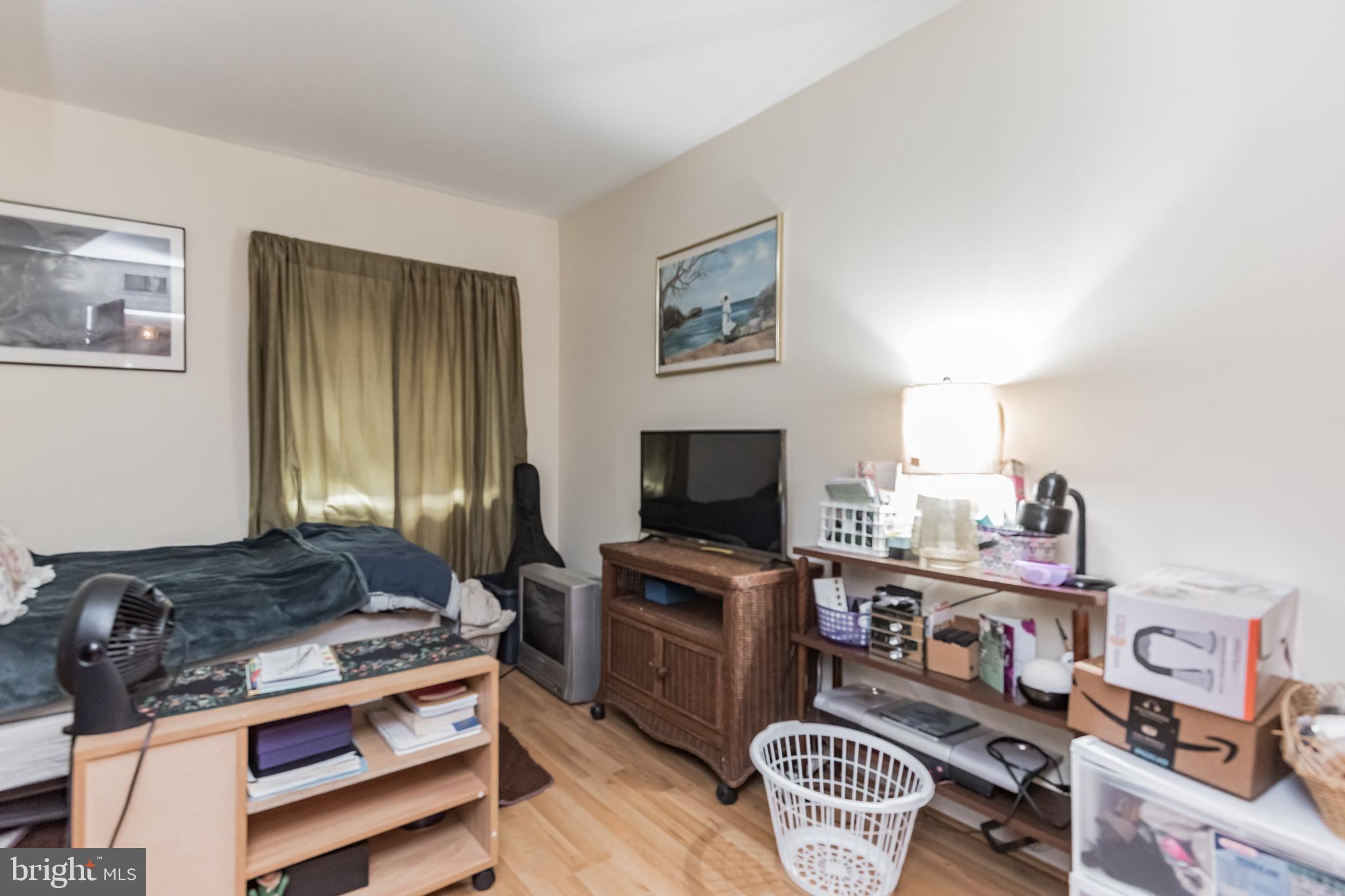 HUNTING RIDGE CONDOMINIUM - Residential