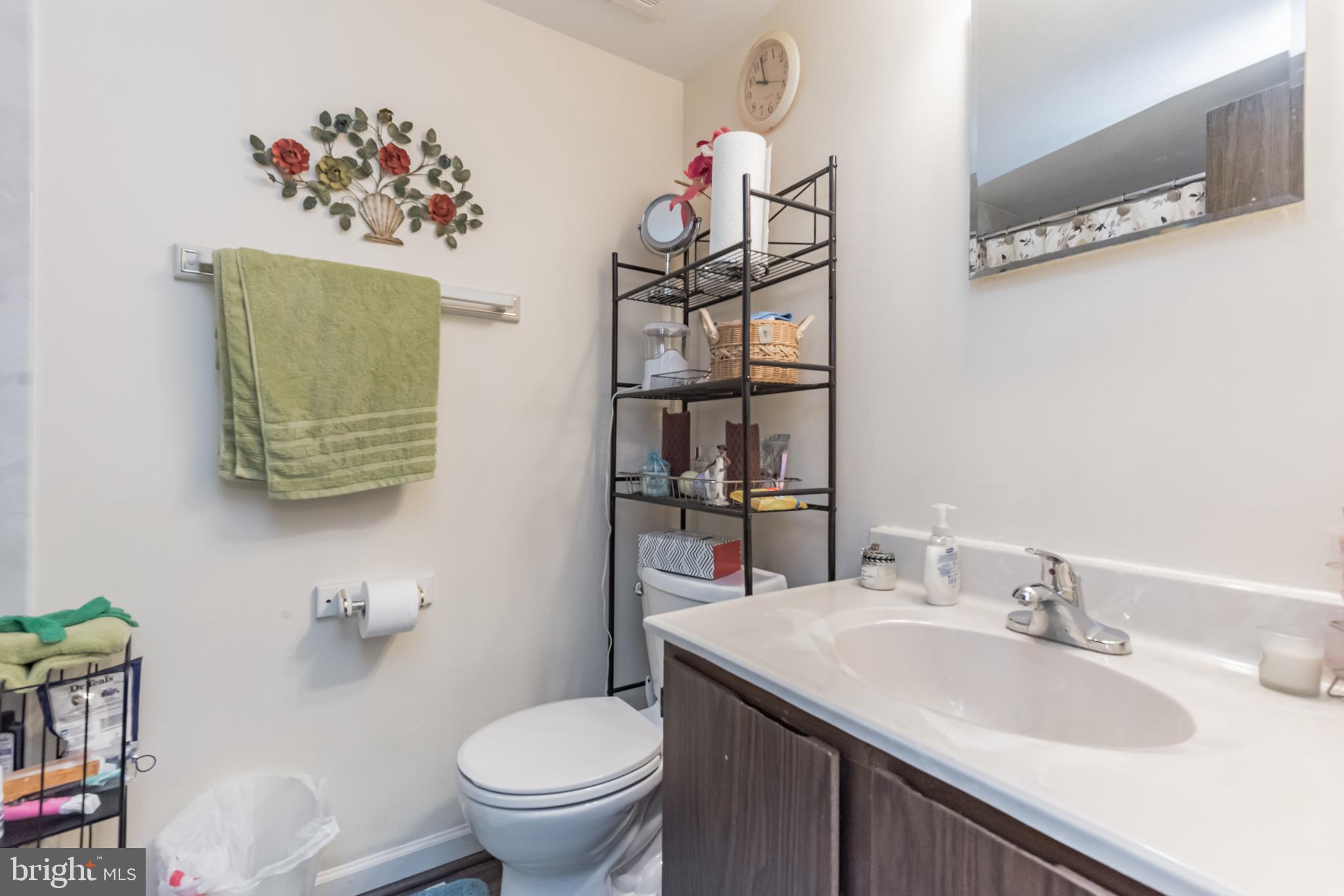 HUNTING RIDGE CONDOMINIUM - Residential