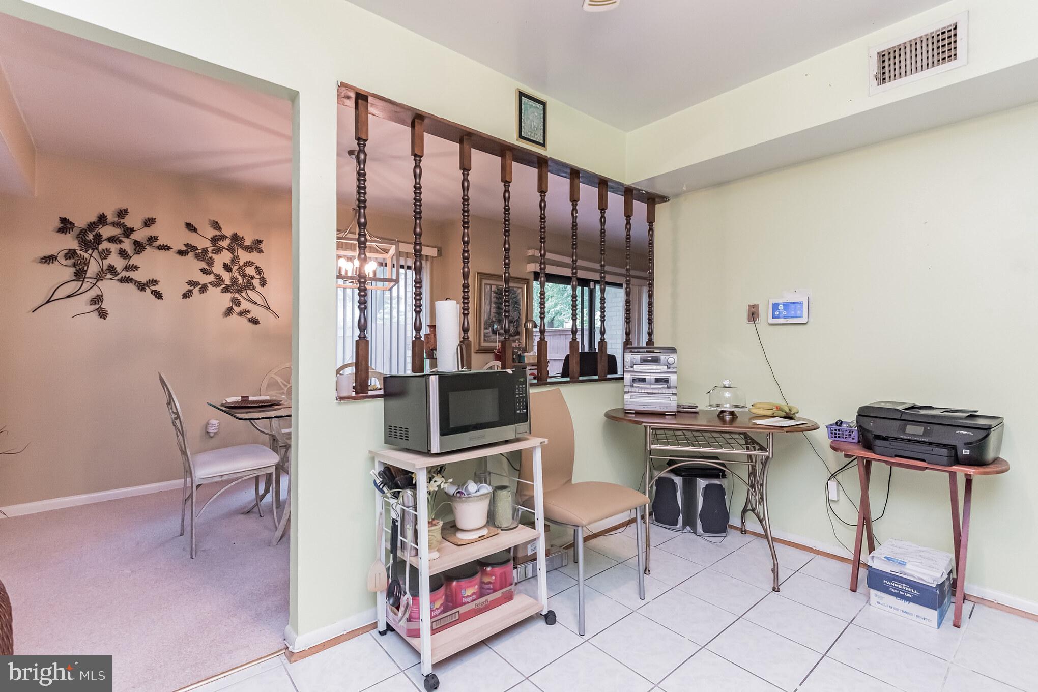 HUNTING RIDGE CONDOMINIUM - Residential