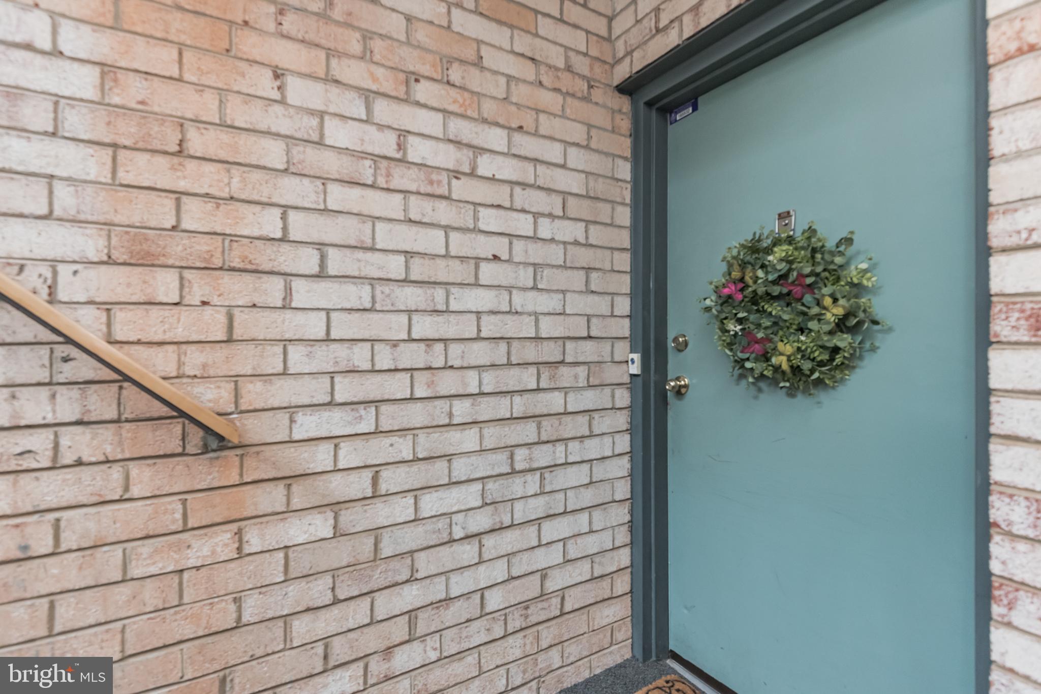 HUNTING RIDGE CONDOMINIUM - Residential