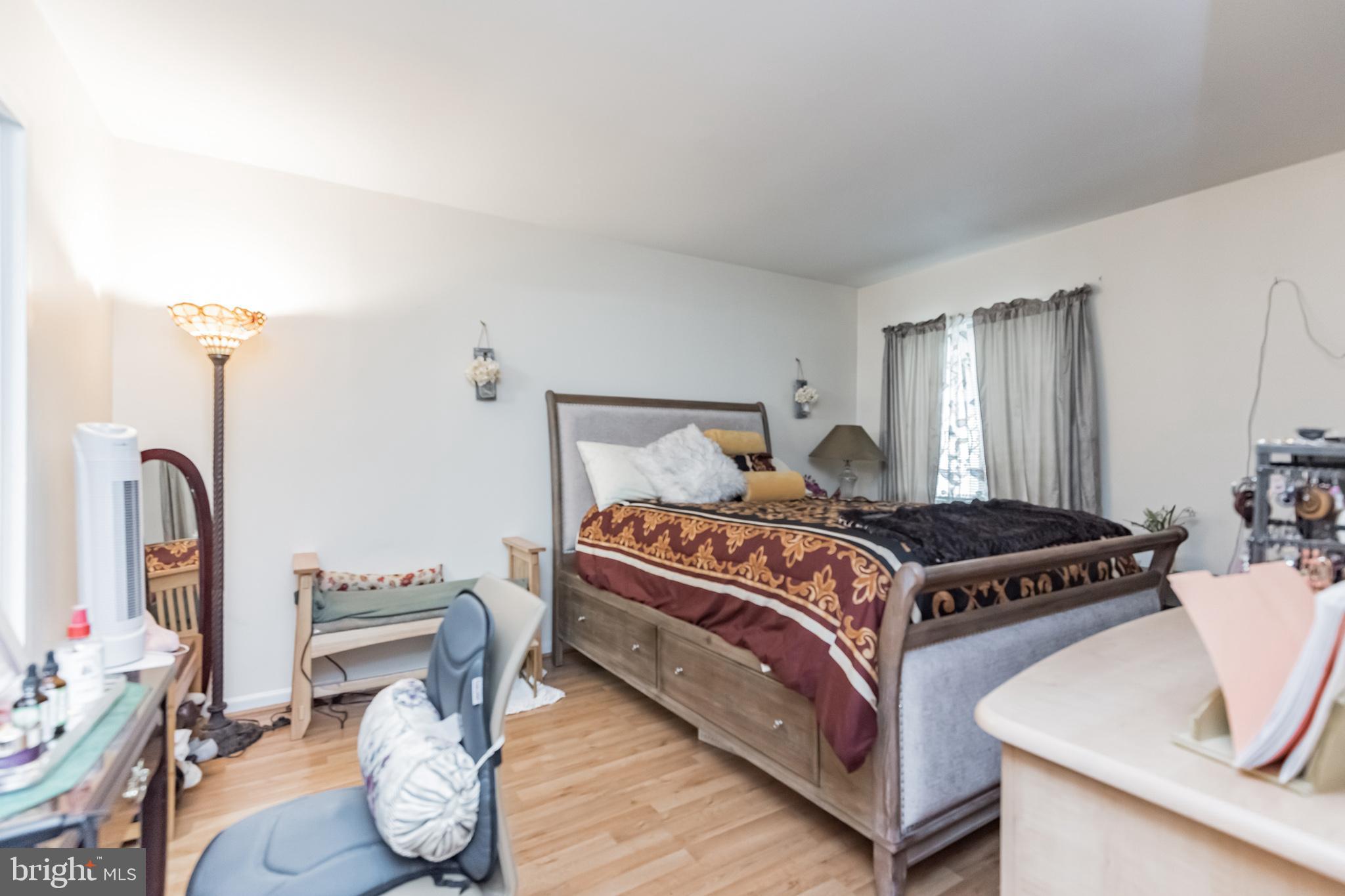 HUNTING RIDGE CONDOMINIUM - Residential