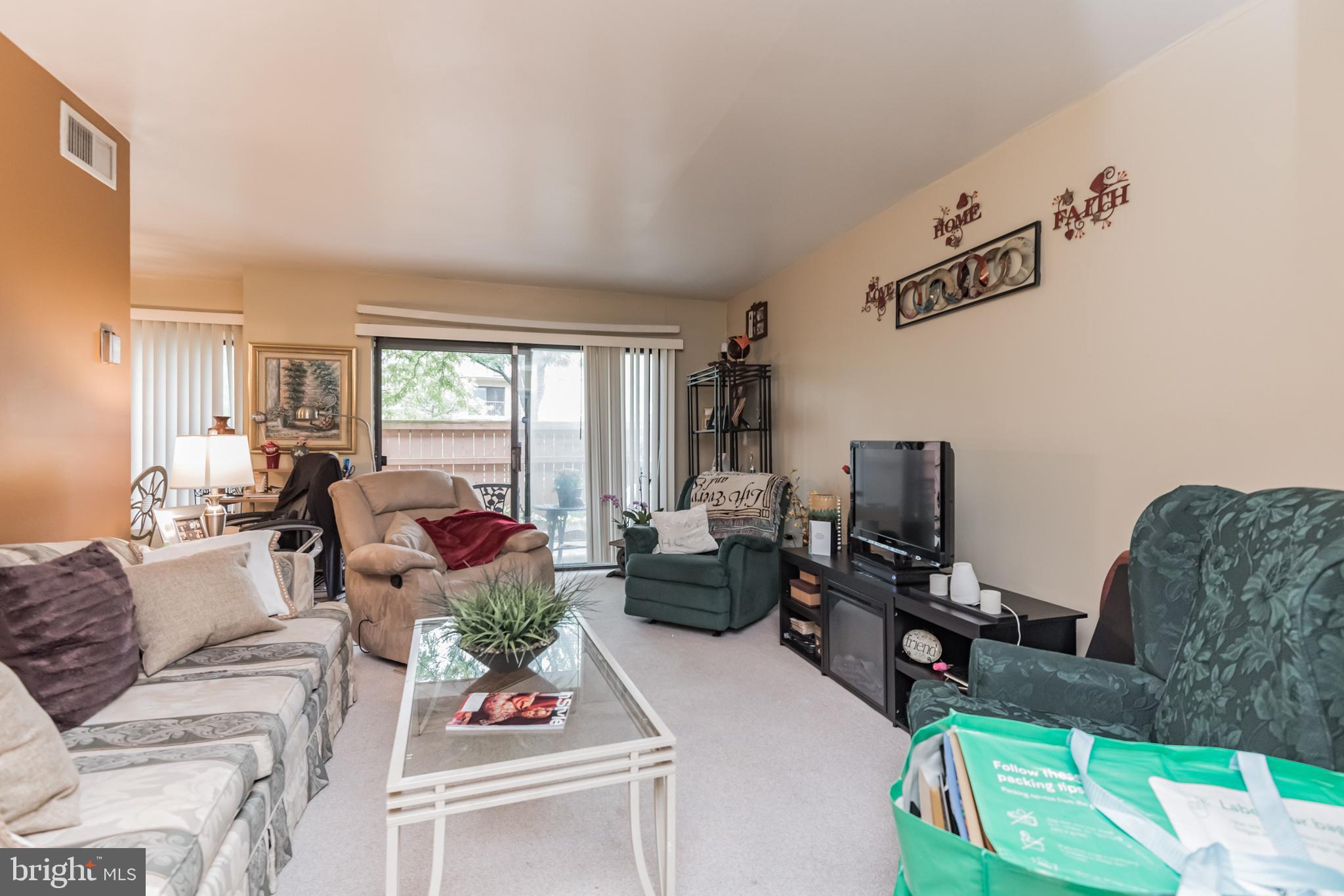 HUNTING RIDGE CONDOMINIUM - Residential