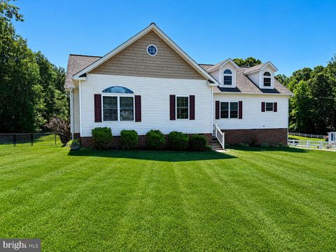 Photo of 5 Perkins Lane, STAFFORD, VA 22554 (MLS # VAST2049886)