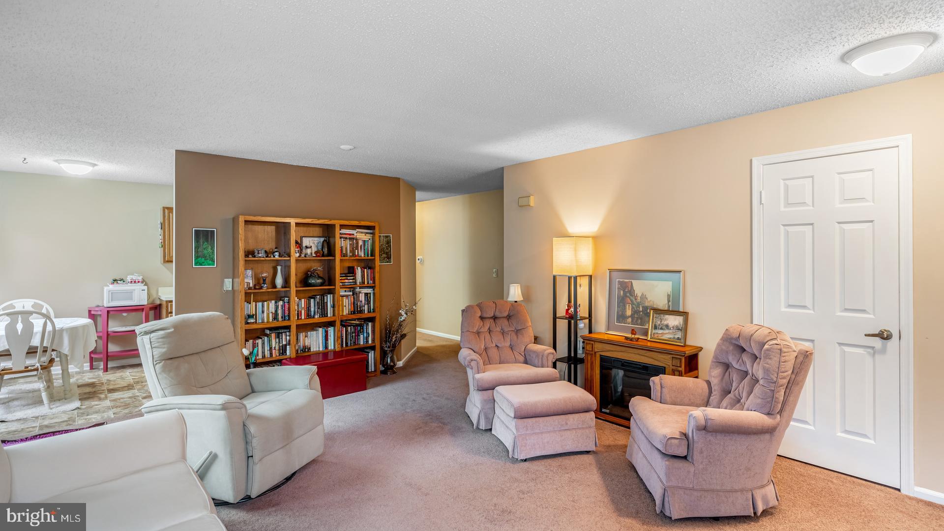 65 PINE OAK BOULEVARD