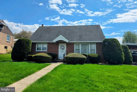 Photo of 836 Rhodora Avenue, READING, PA 19605 (MLS # PABK2071296)