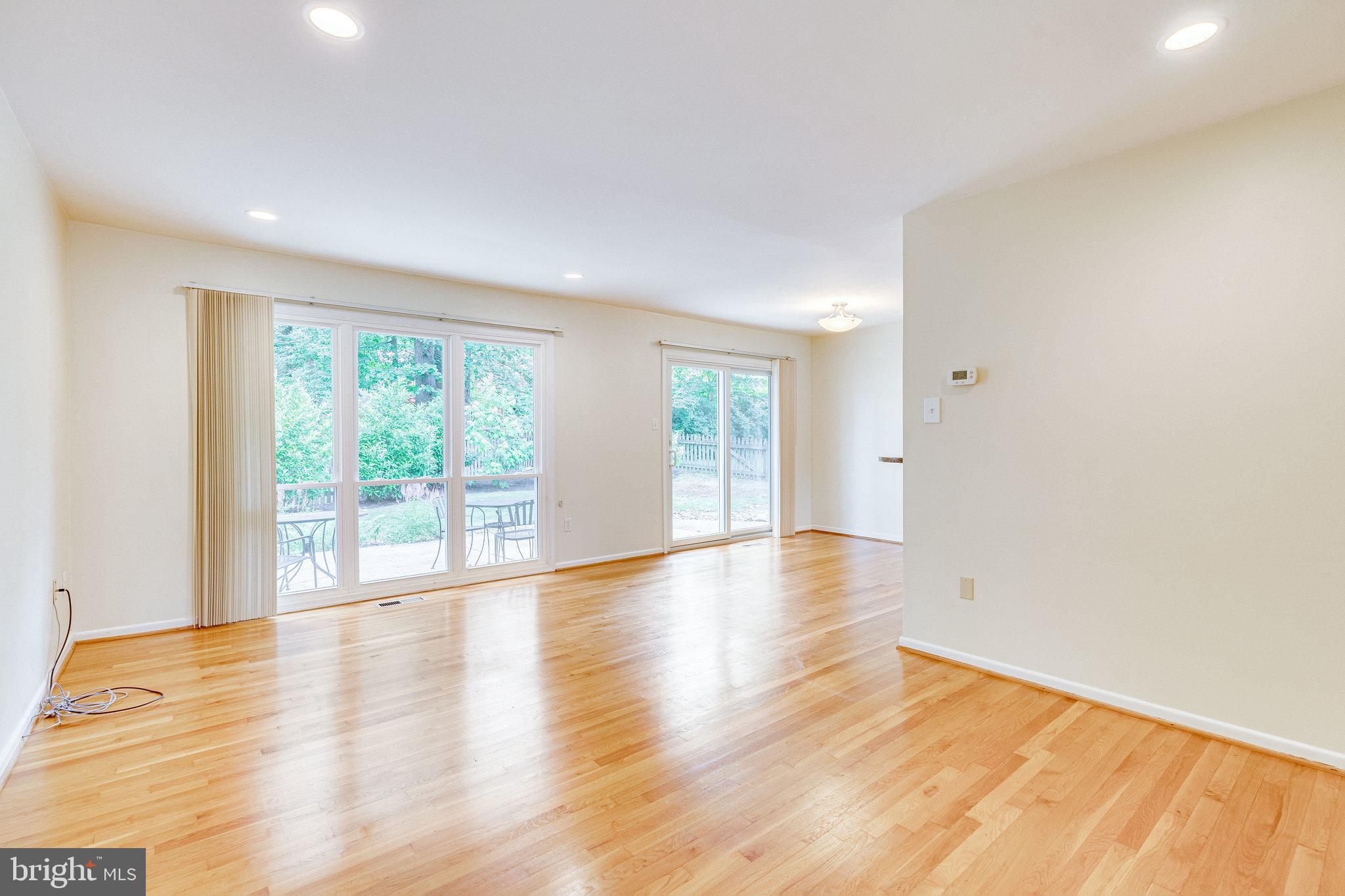 TYSONS GREEN - Residential Lease