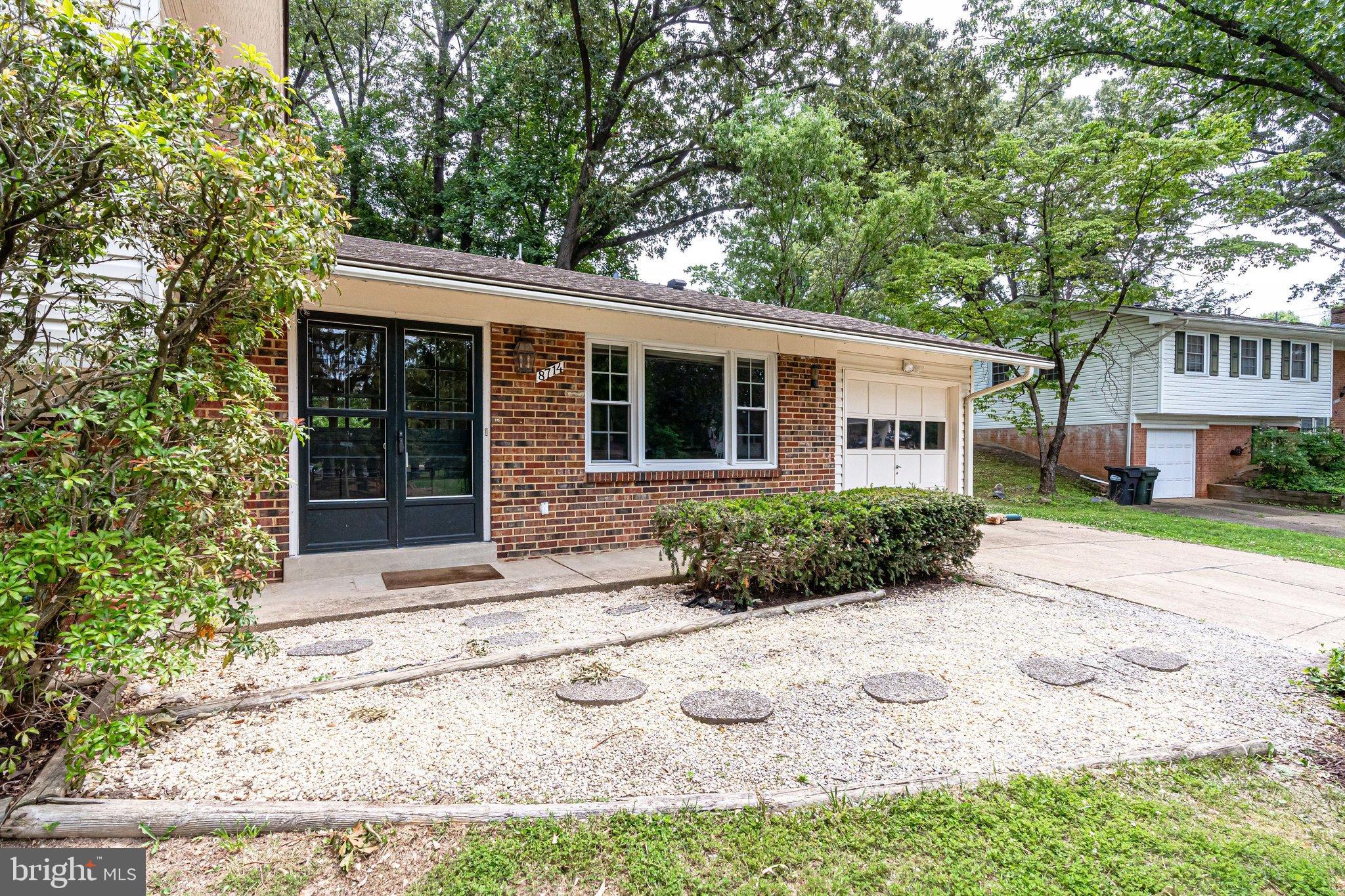 TYSONS GREEN - Residential Lease