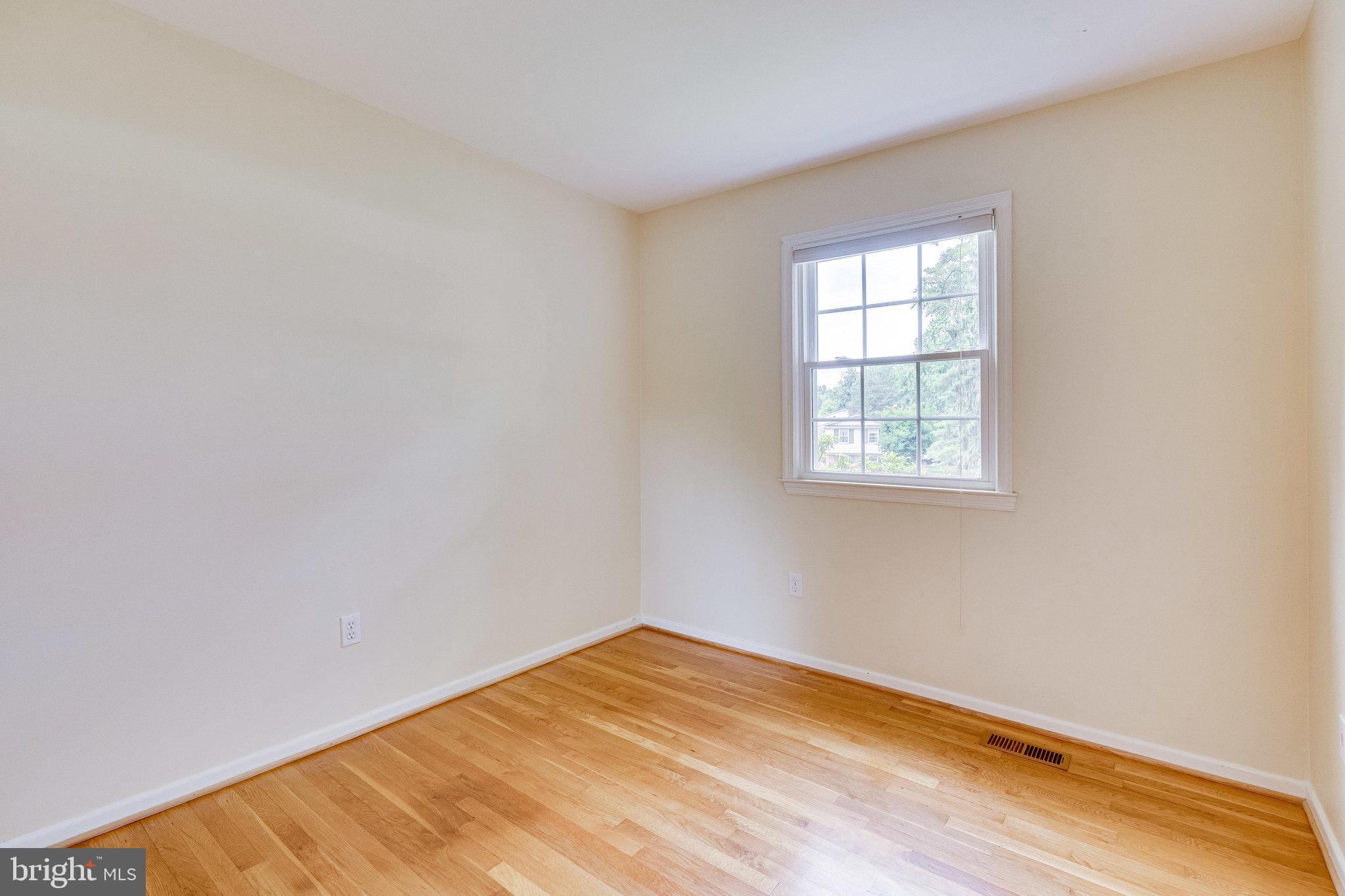 TYSONS GREEN - Residential Lease