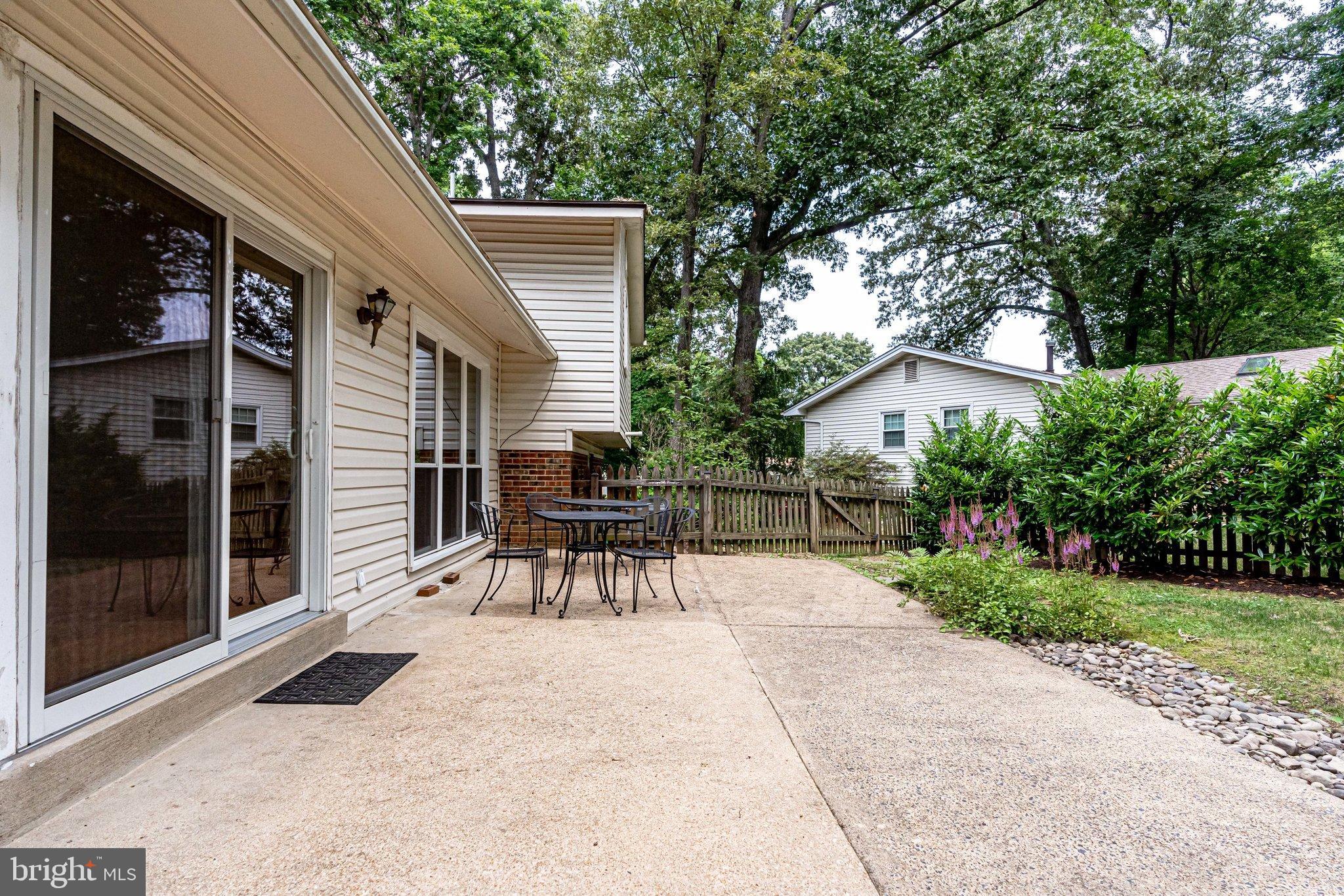 TYSONS GREEN - Residential Lease