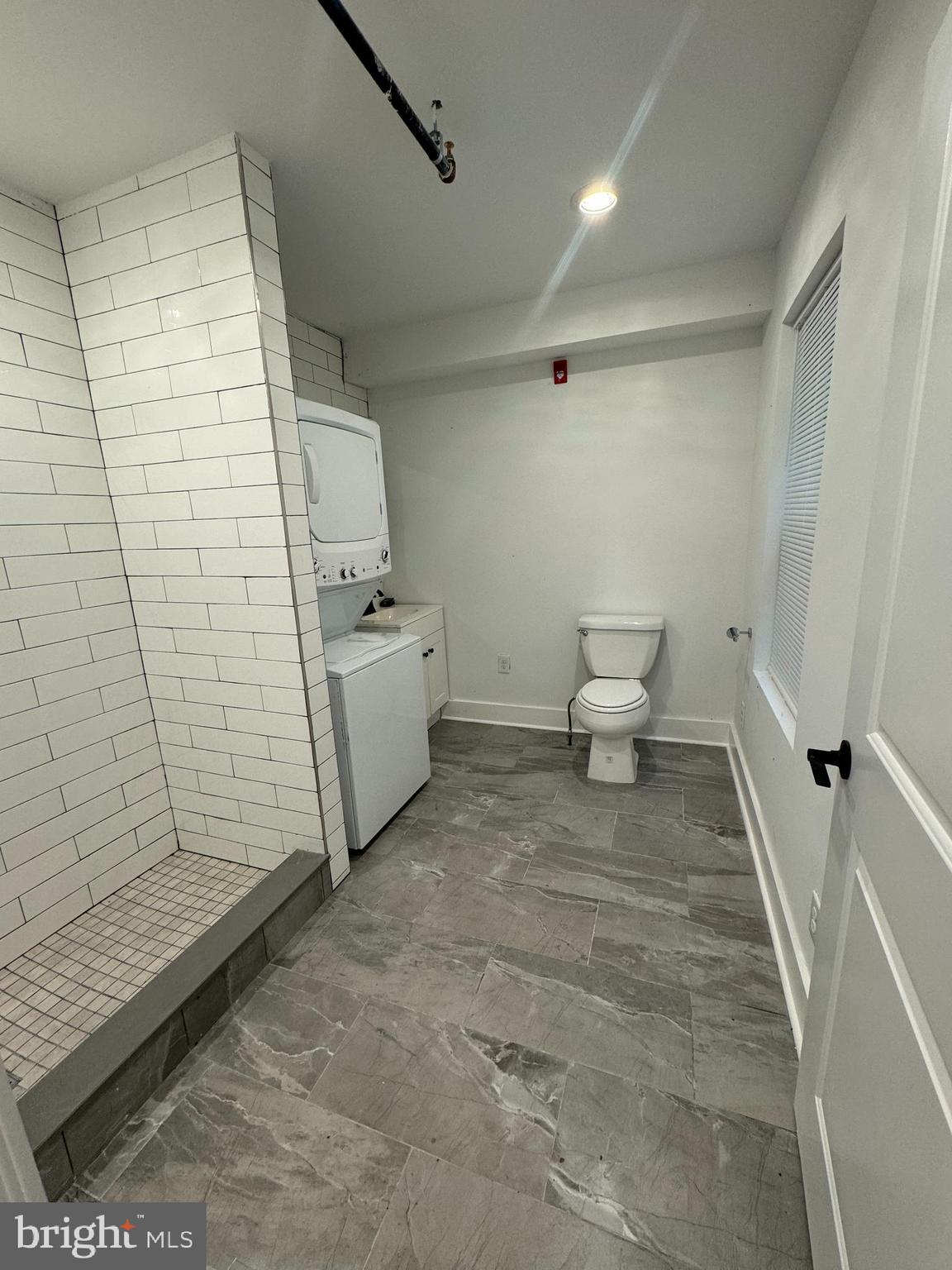 2331 E THOMPSON STREET 1