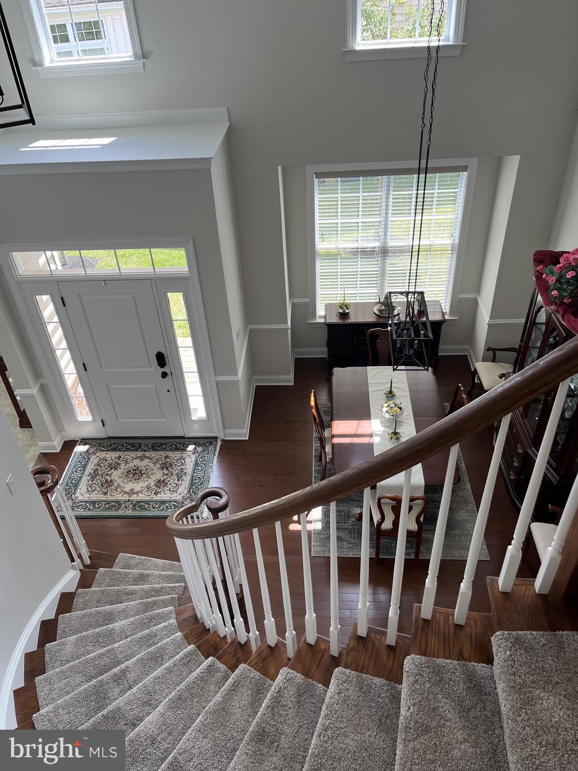 271 HOPEWELL DRIVE