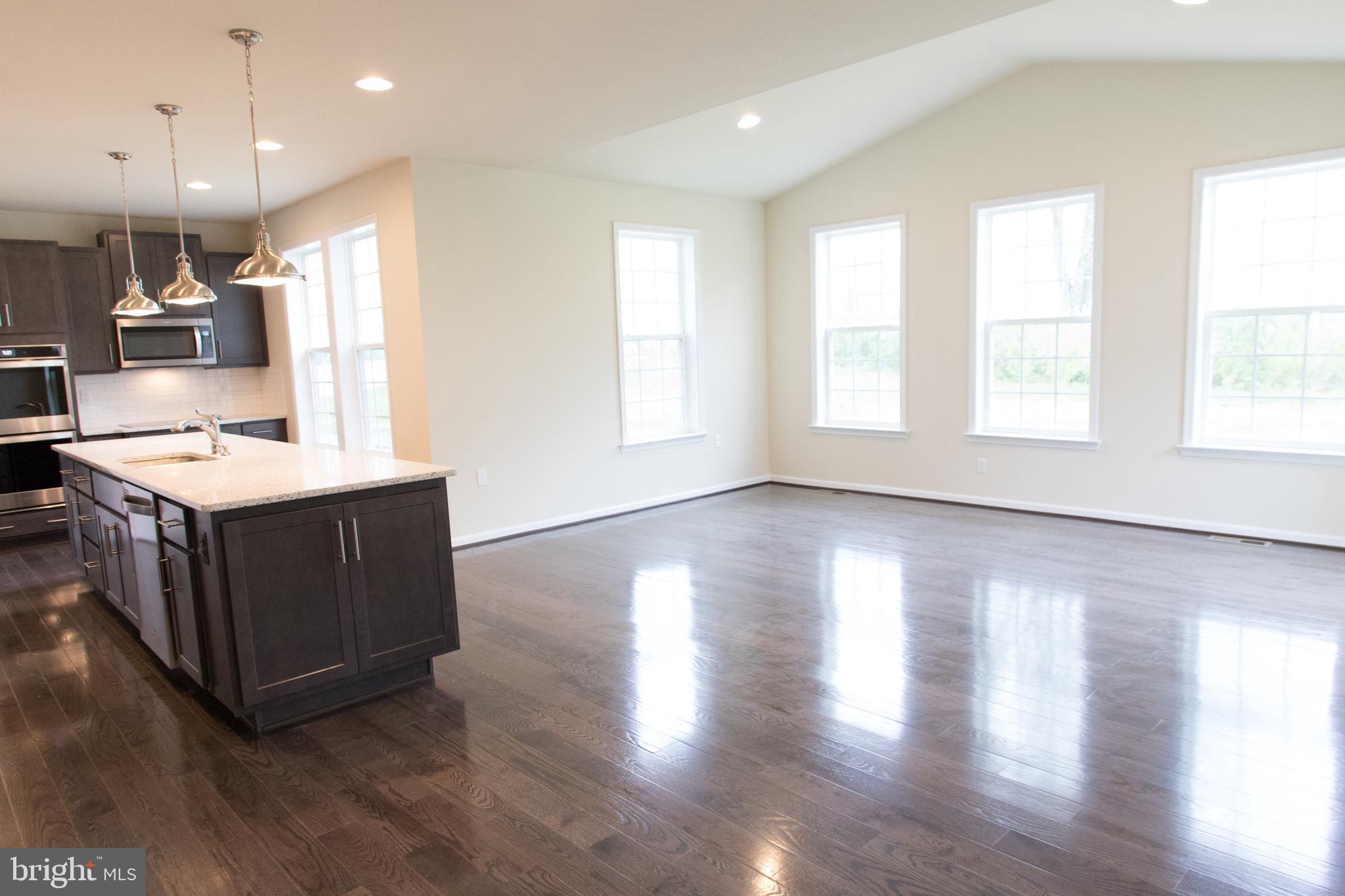 MCCAULEY CROSSING - Residential