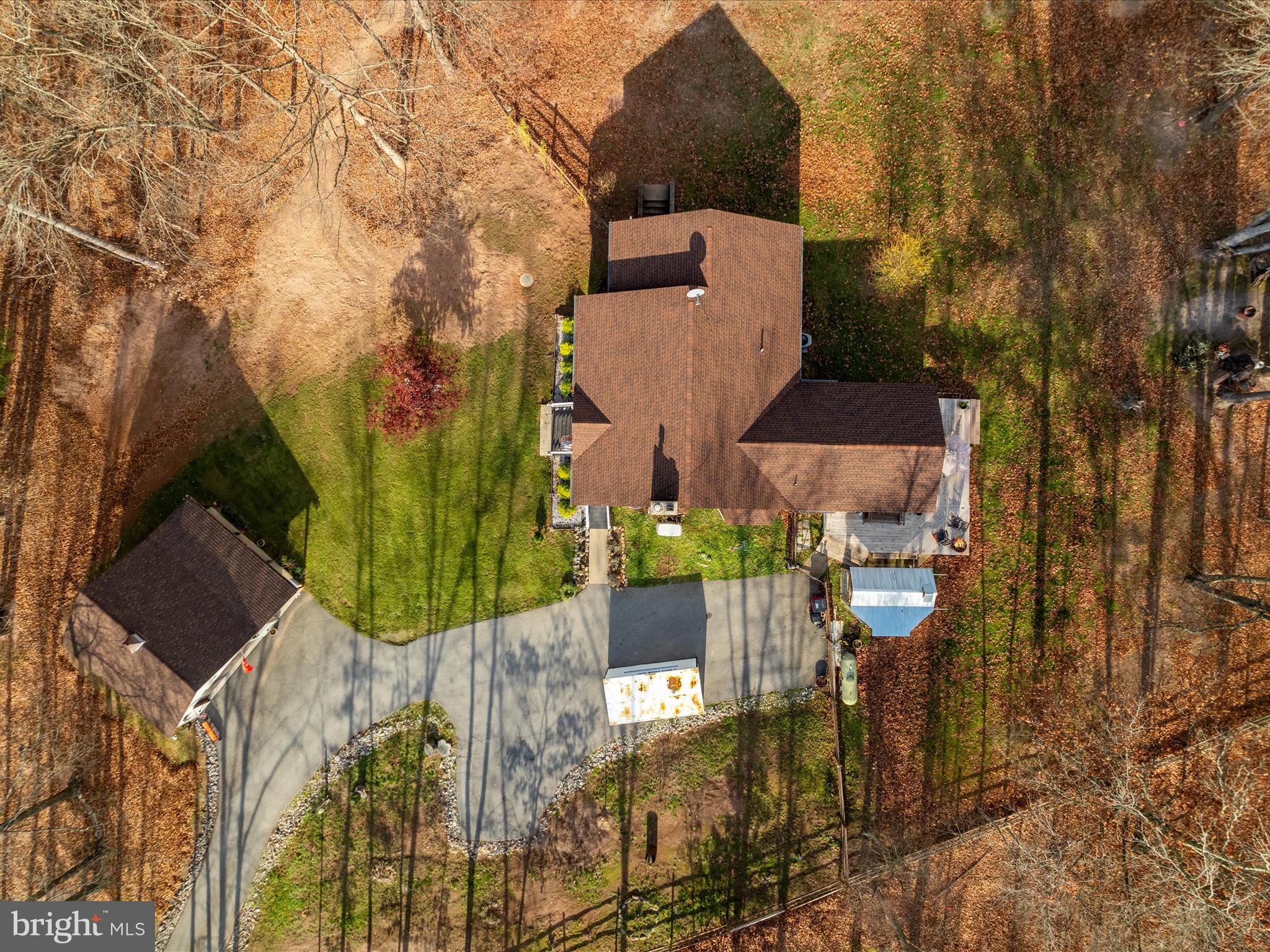 TALL PINES - Residential