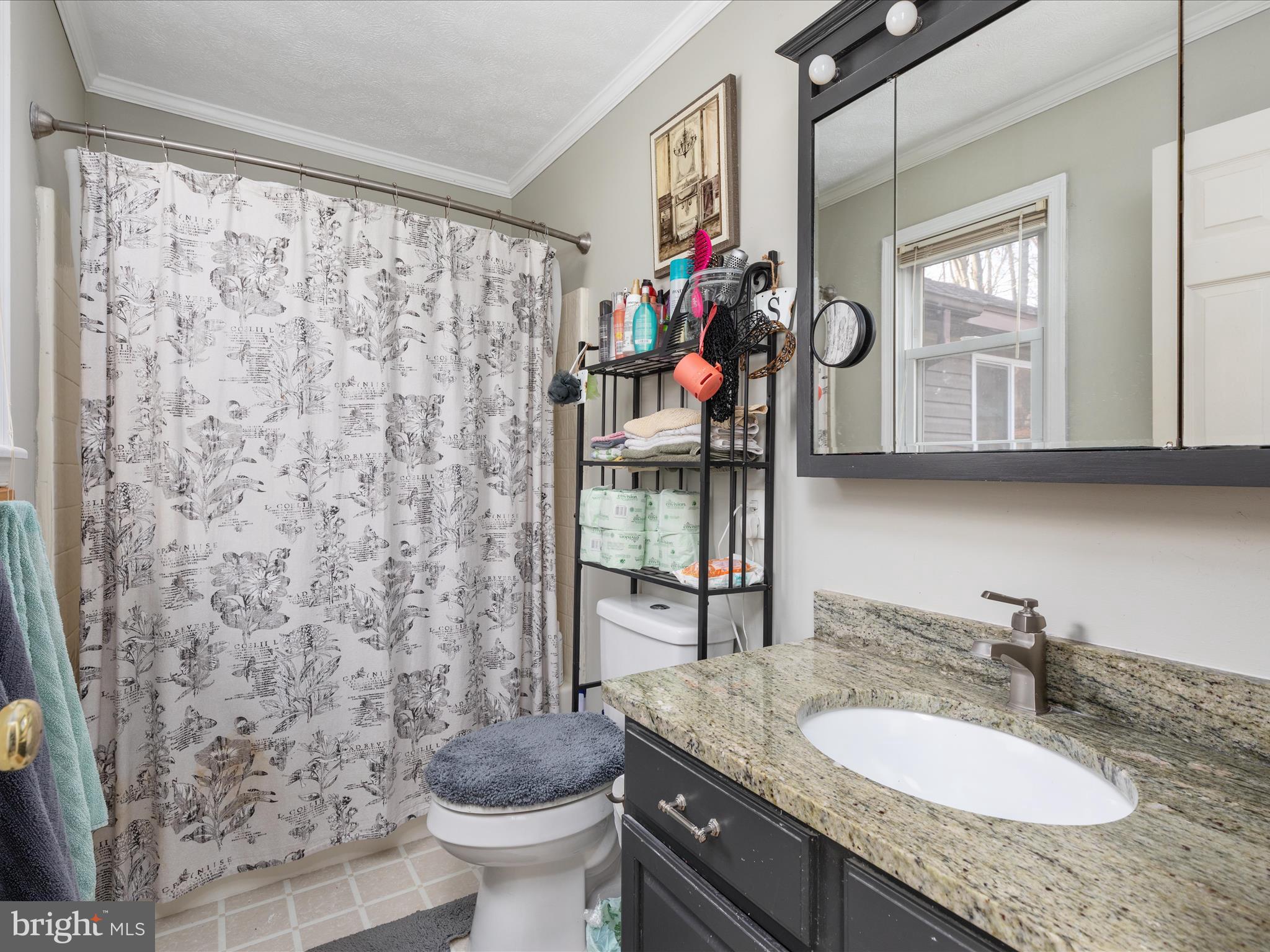 TALL PINES - Residential