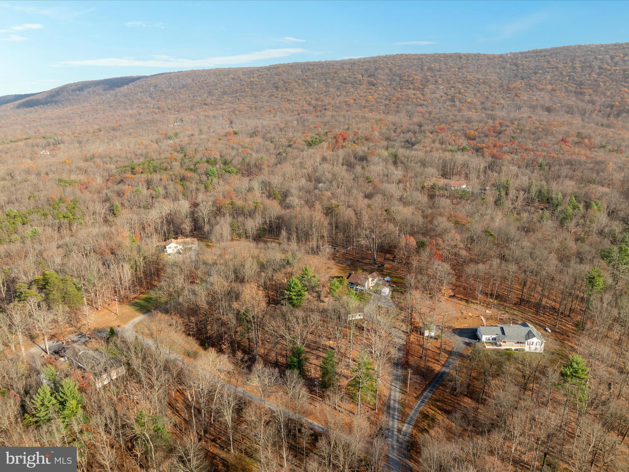 TALL PINES - Residential