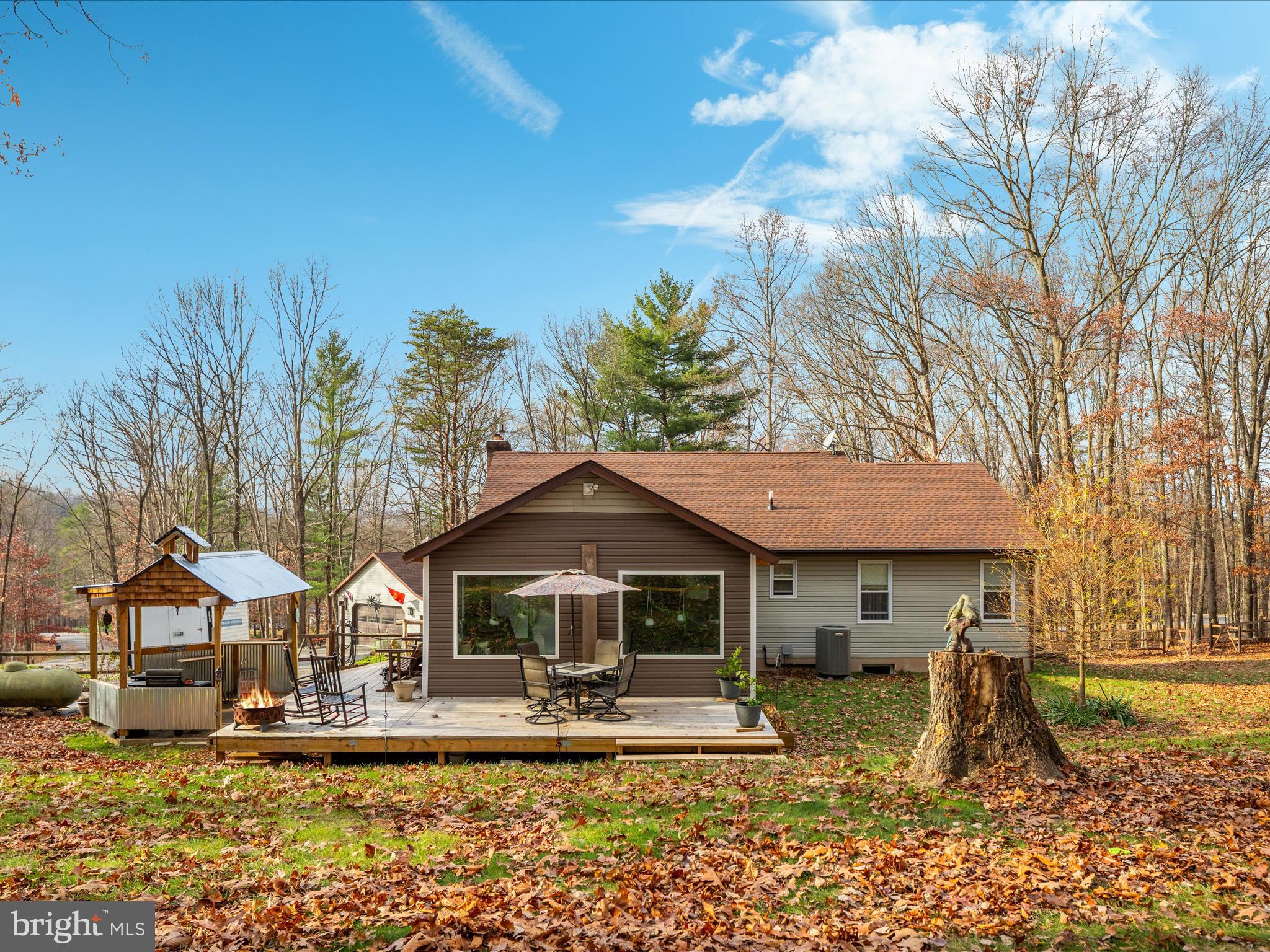 TALL PINES - Residential