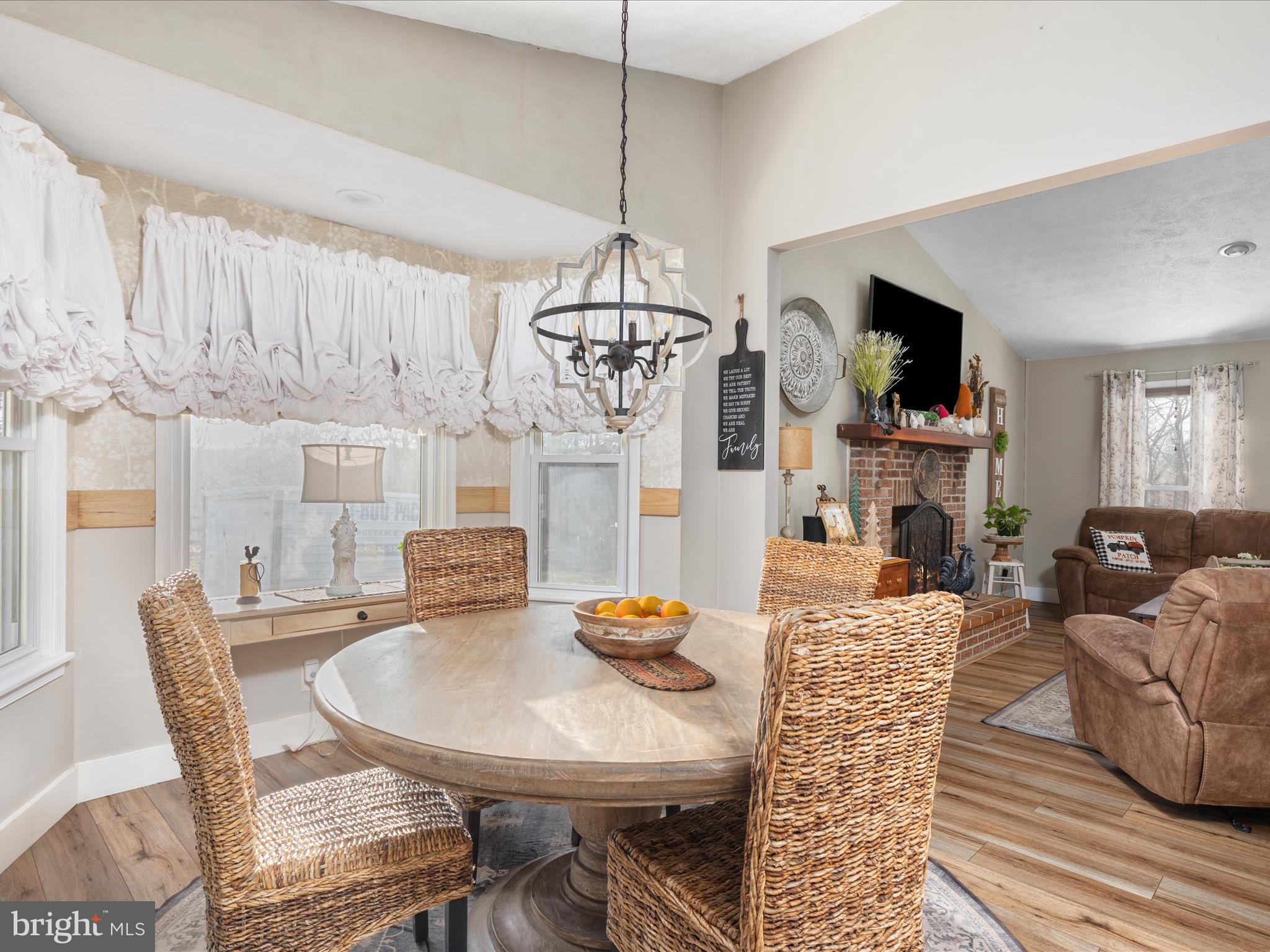 TALL PINES - Residential