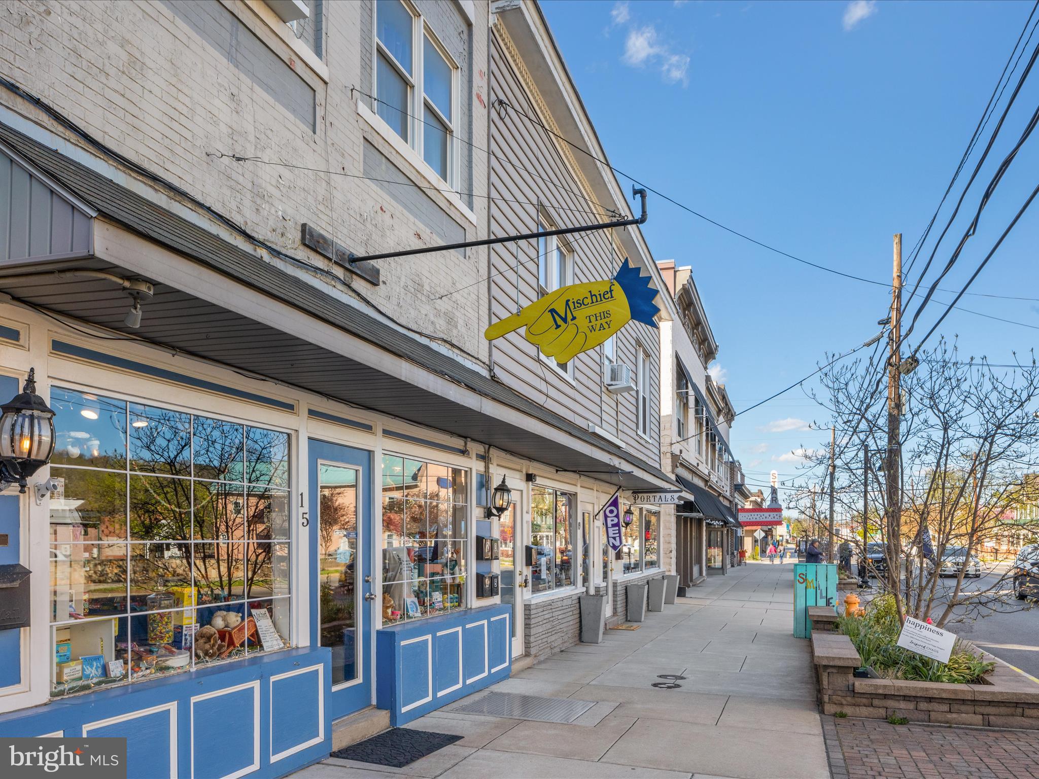 TALL PINES - Residential