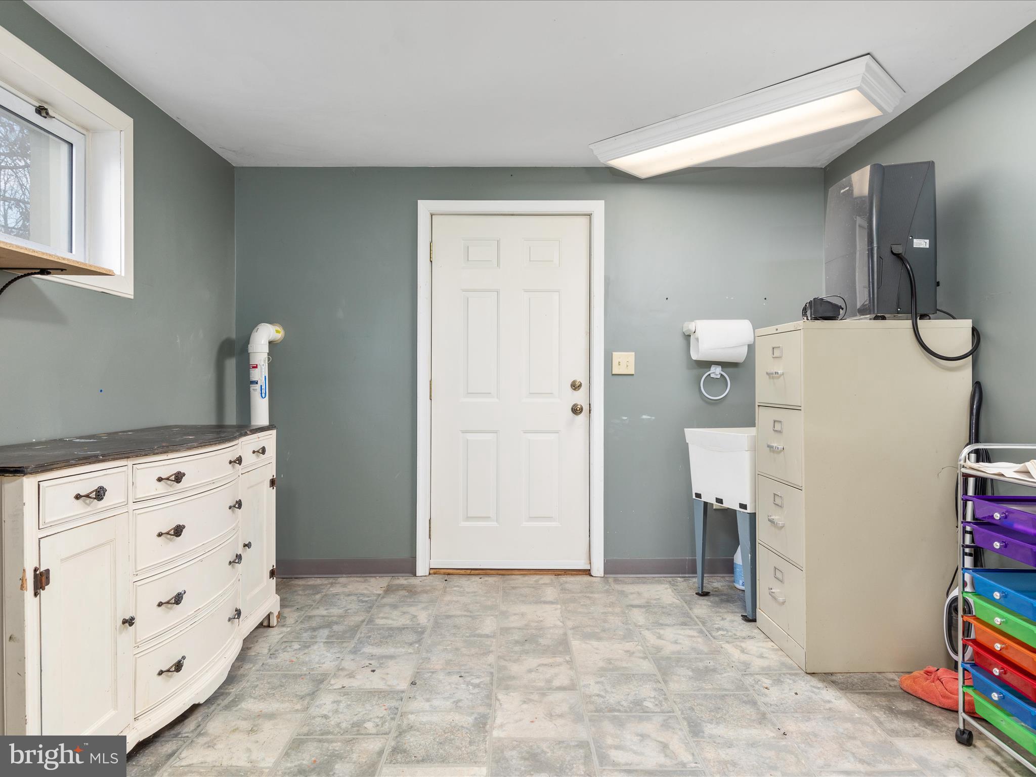 TALL PINES - Residential