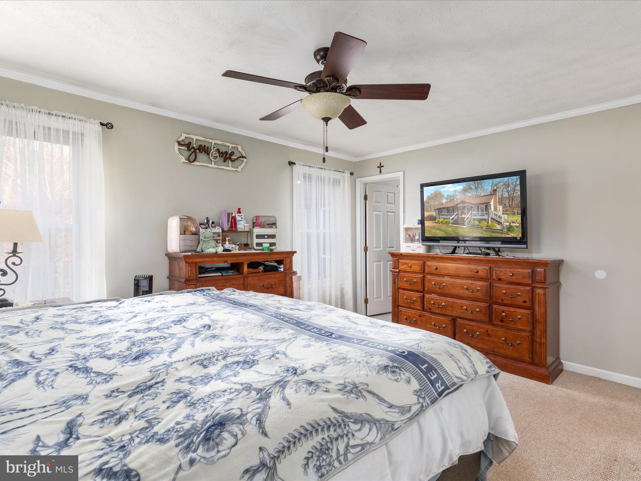 TALL PINES - Residential