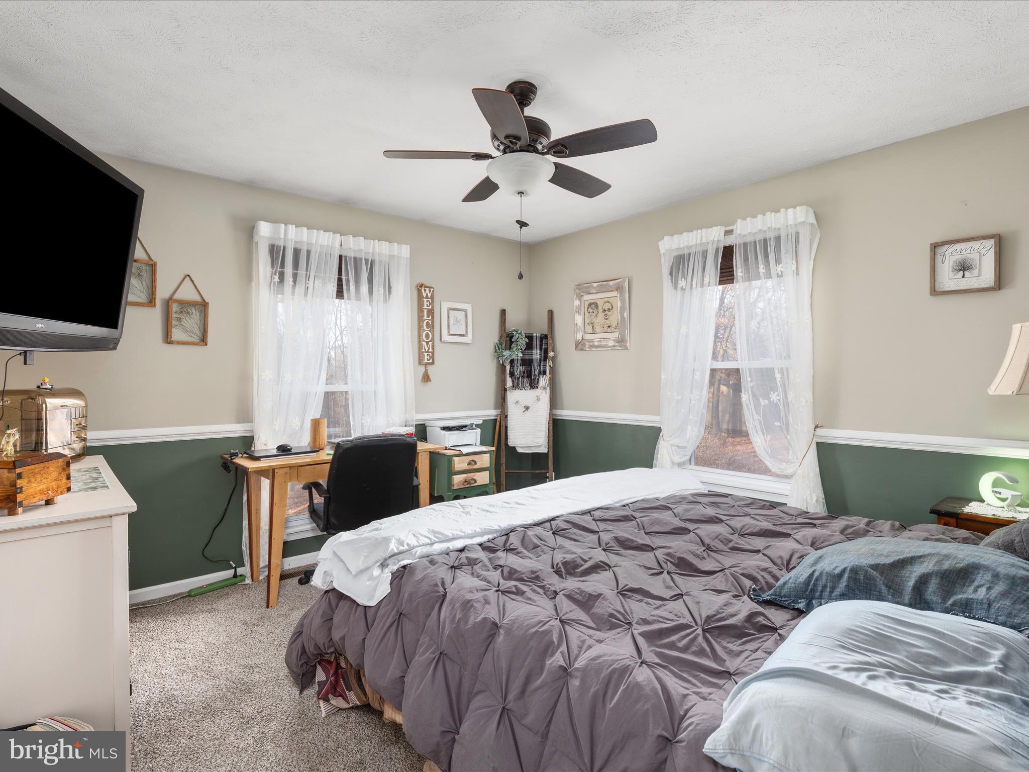 TALL PINES - Residential